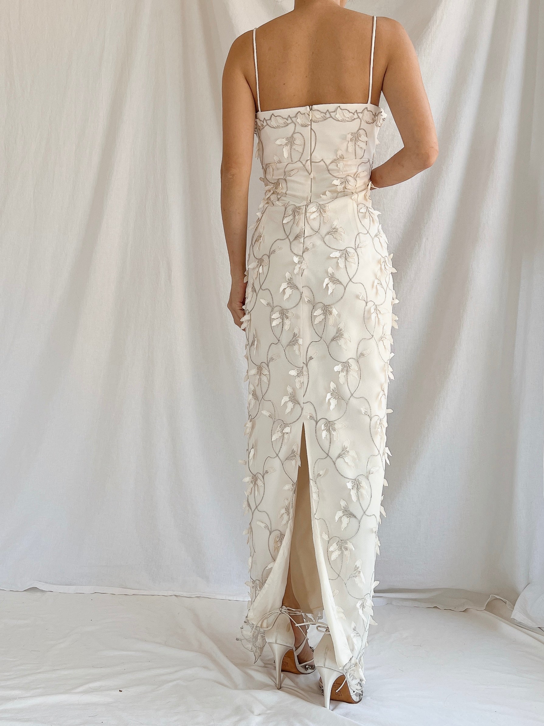 1990s 3D Floral Applique Tulle Gown - M