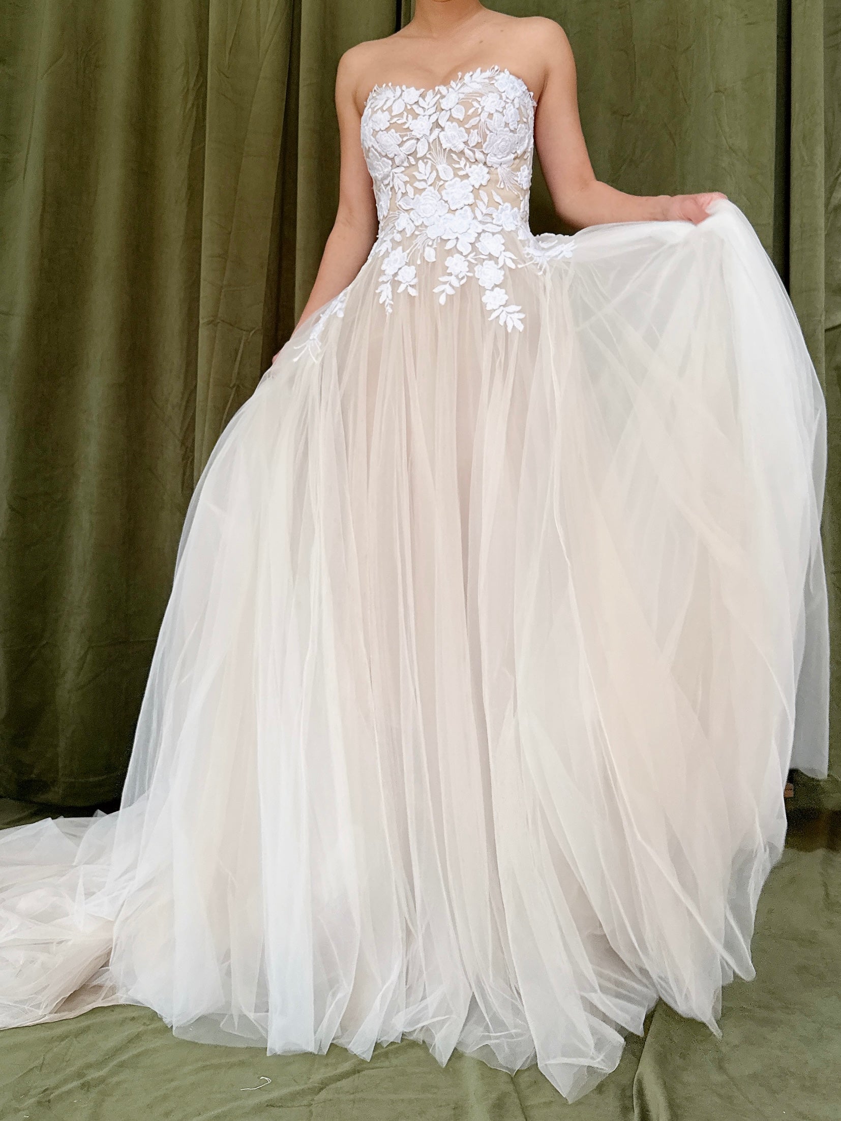 Mira Zwillinger Strapless Nude Tulle Embroidered Dress - M/8