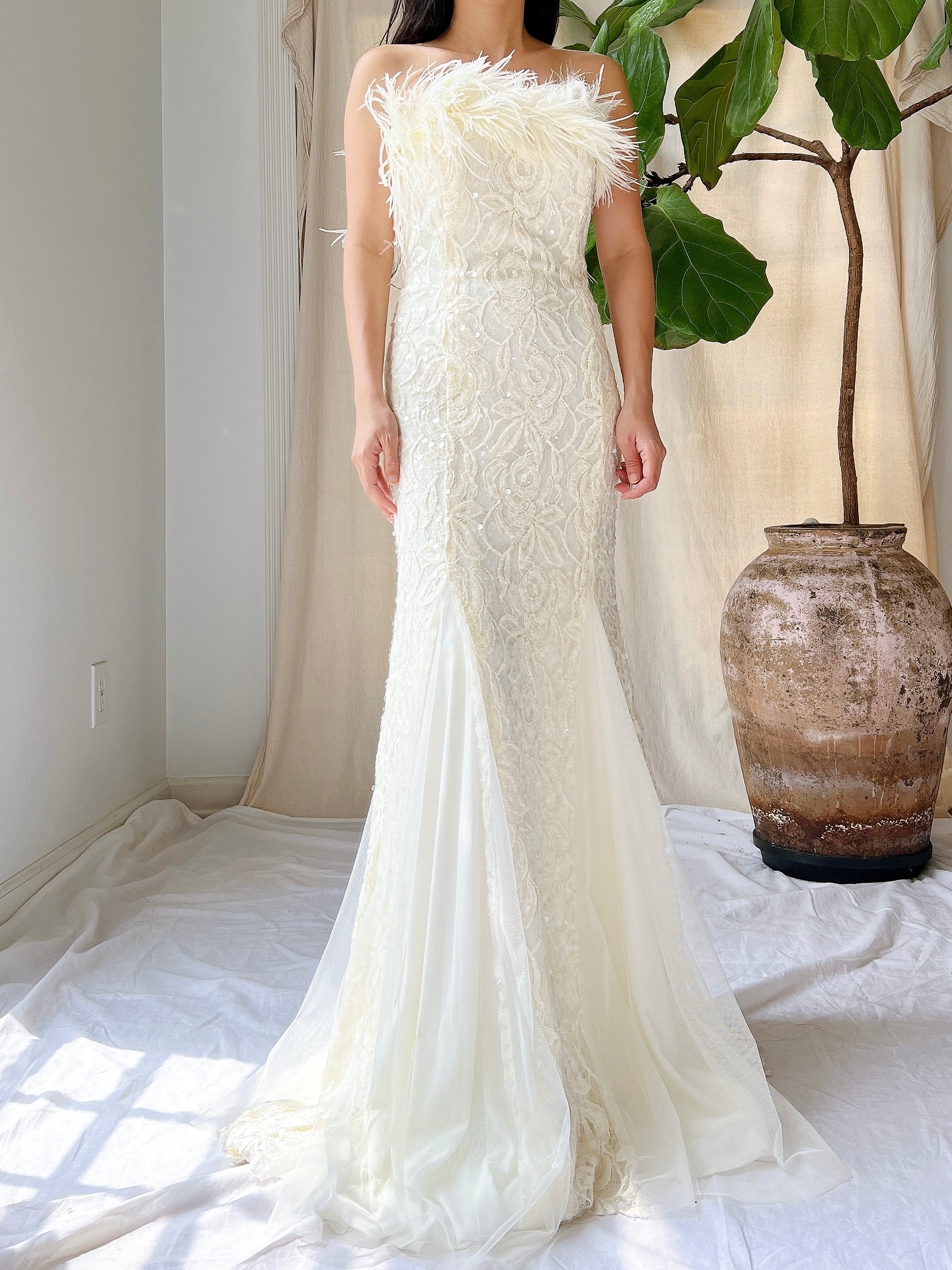 Vintage Strapless Lace and Feather Gown - XS