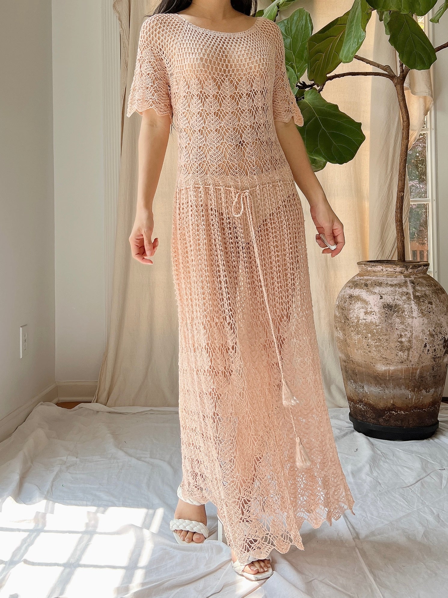 1970s Dusty Pink Crochet Dress - S-M
