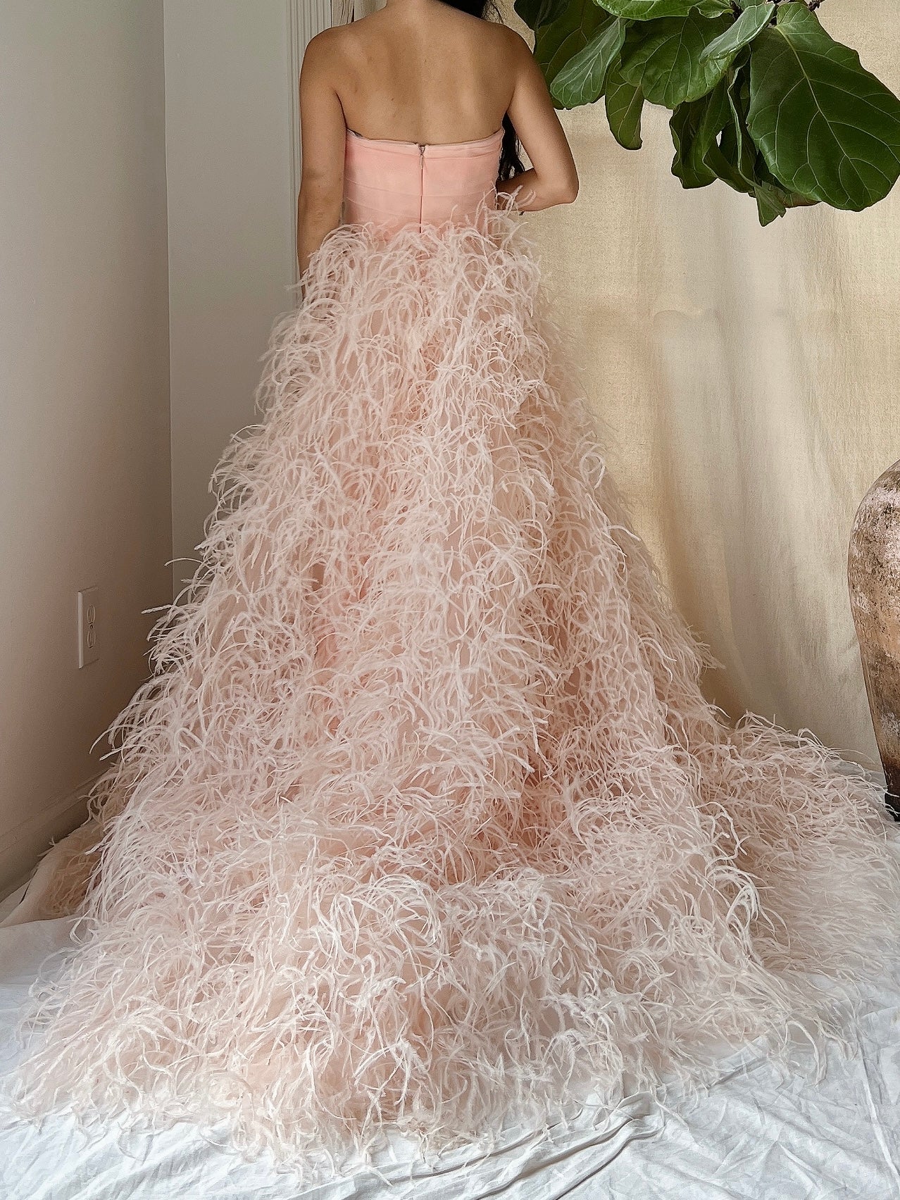Monique Llhuilier Pink Silk Feather Gown - M/L 10