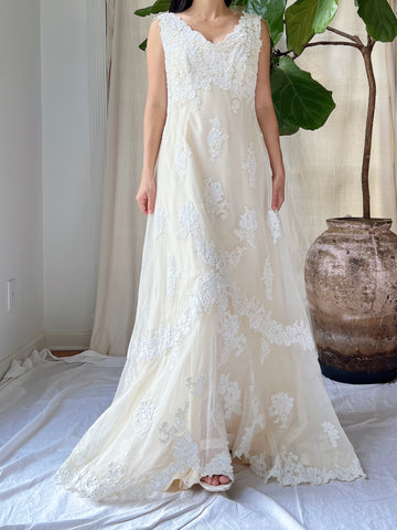 1960s Lace Tulle Lace Applique Gown - S