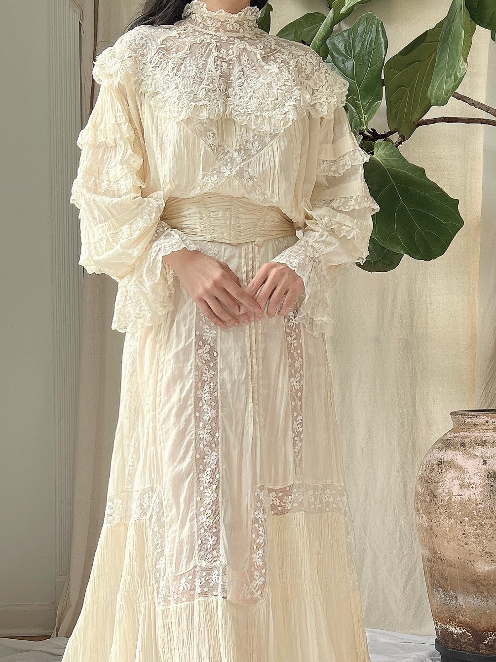 Antique Silk Puff Sleeves Ensemble - S/M