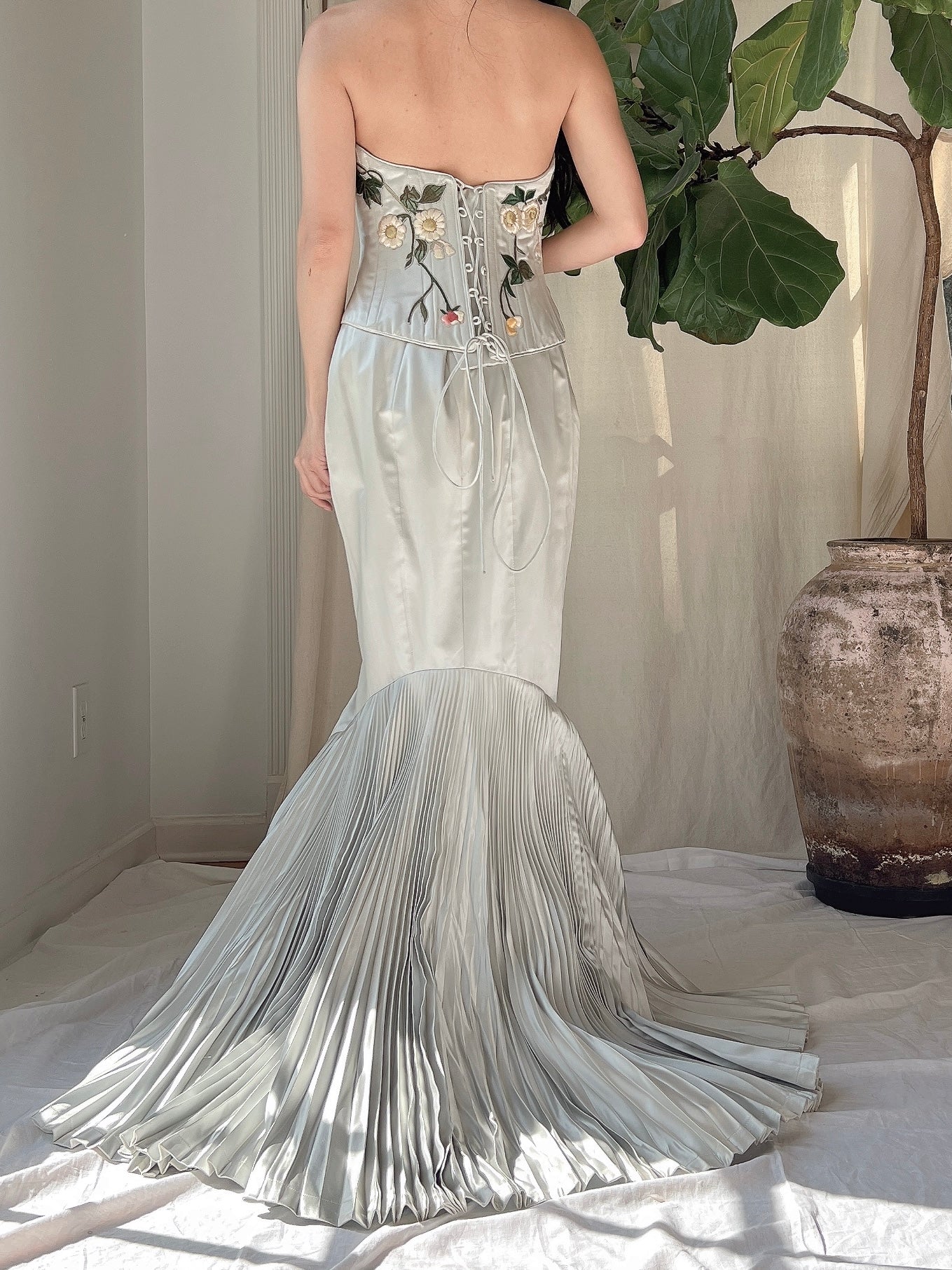 Vintage Silk Couture Eavis and Brown Embroidered Ensemble - M