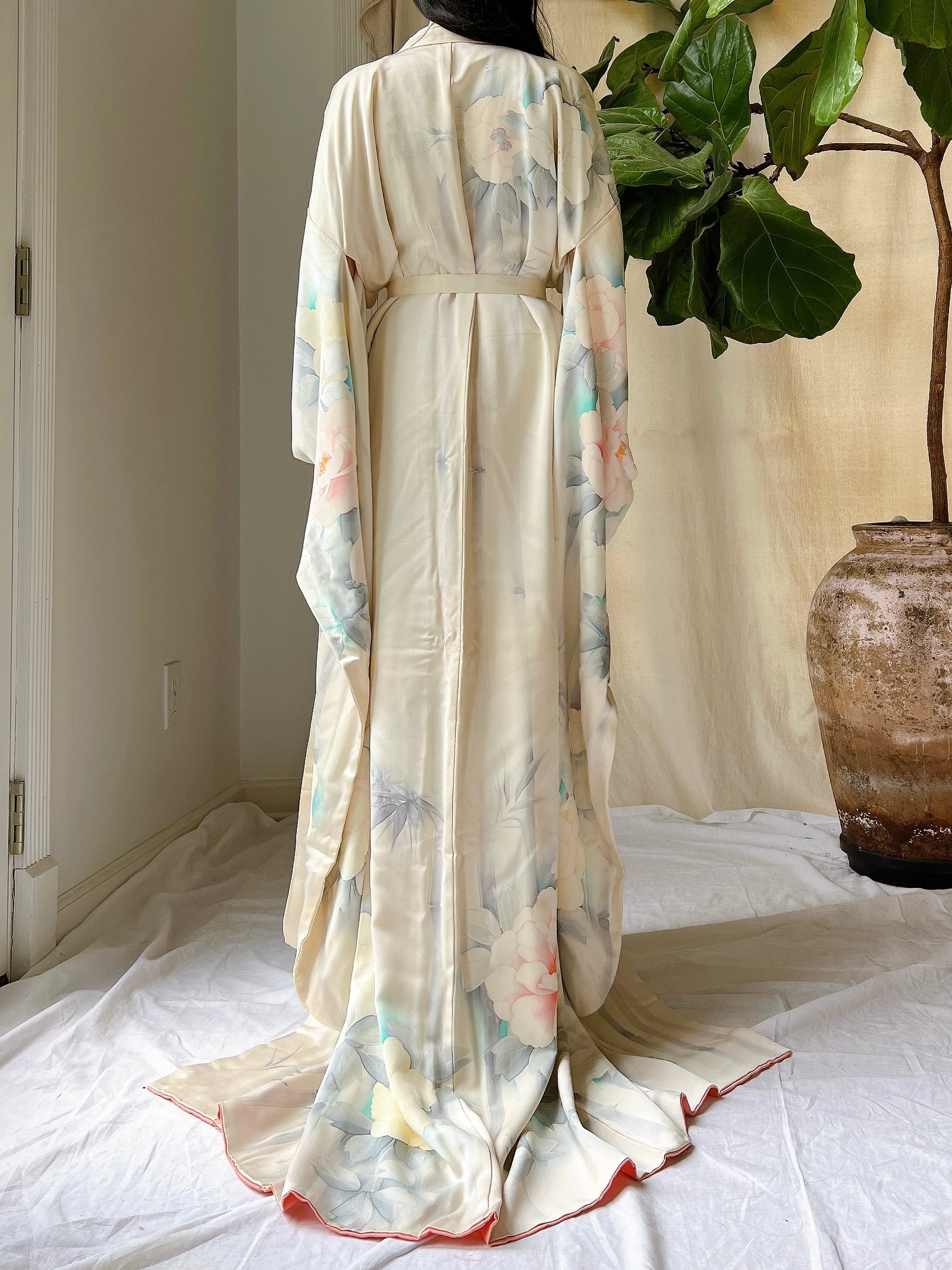 Vintage Ivory Silk Kimono - OSFM