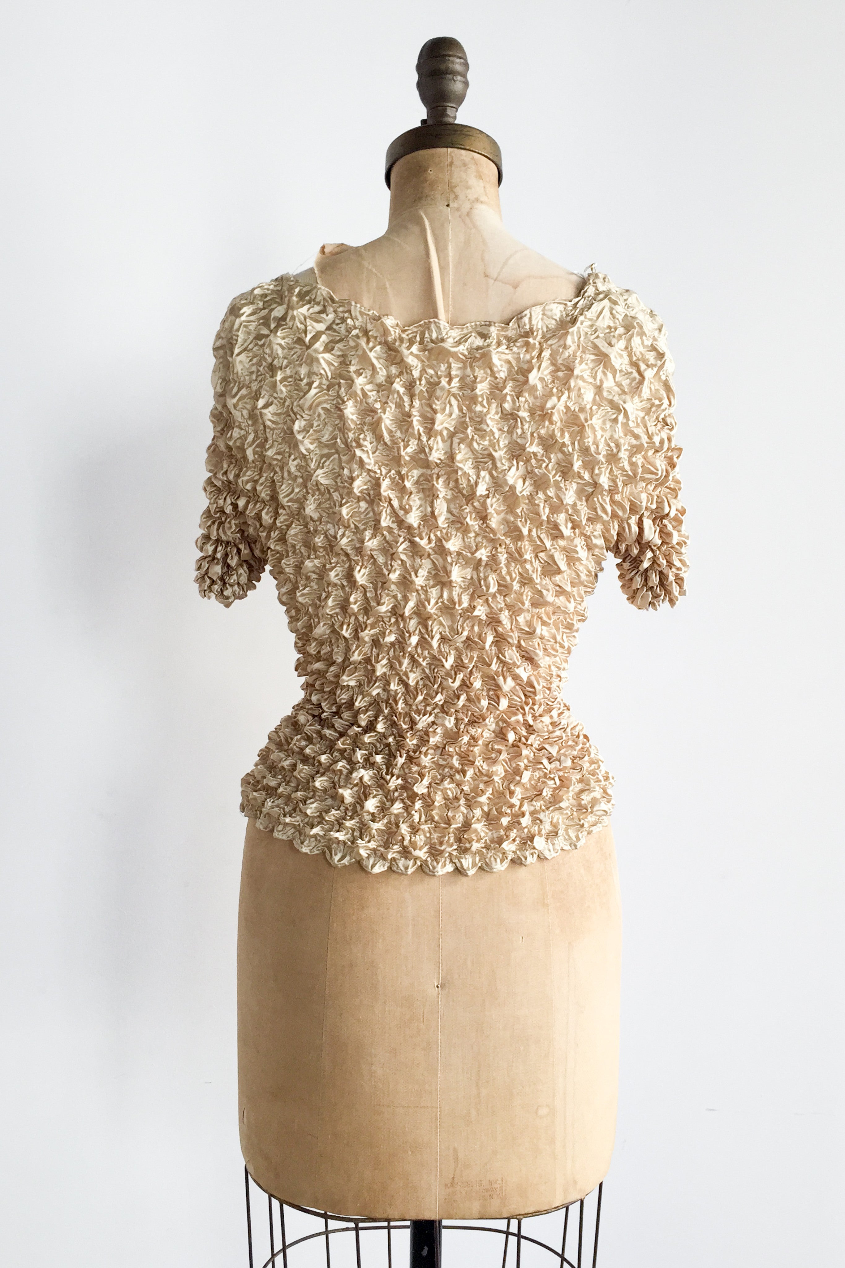 Vintage Puffed Expandible Top - S/M