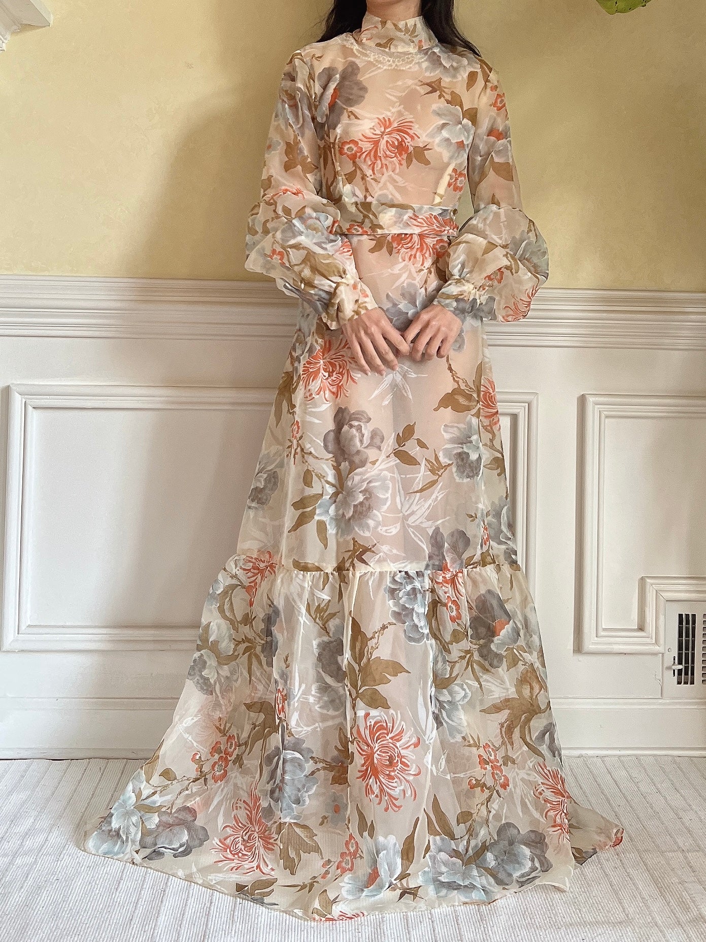 Vintage Puff Sleeve Floral Dress - S/M