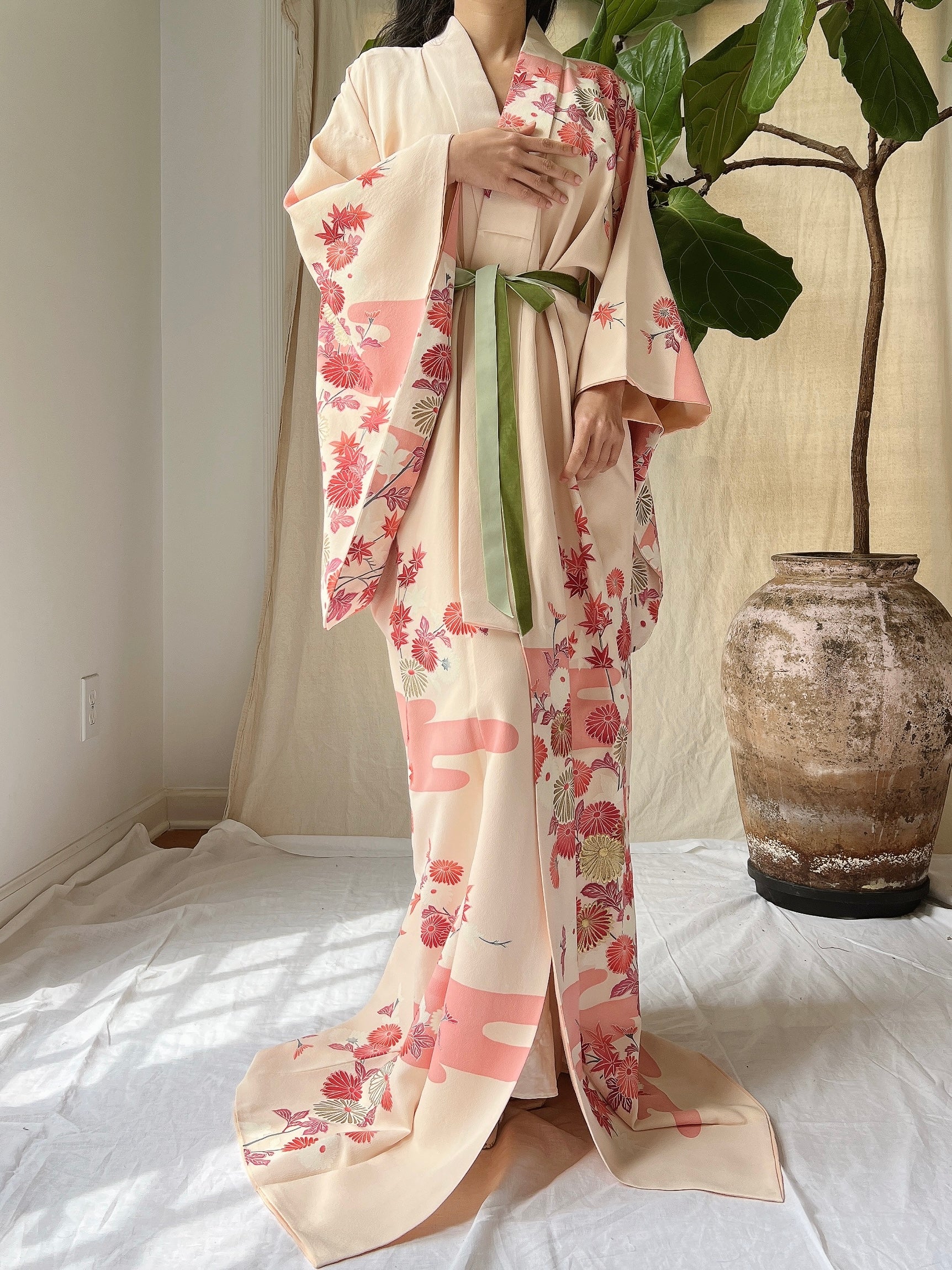 Vintage Silk Crepe Kimono - OSFM