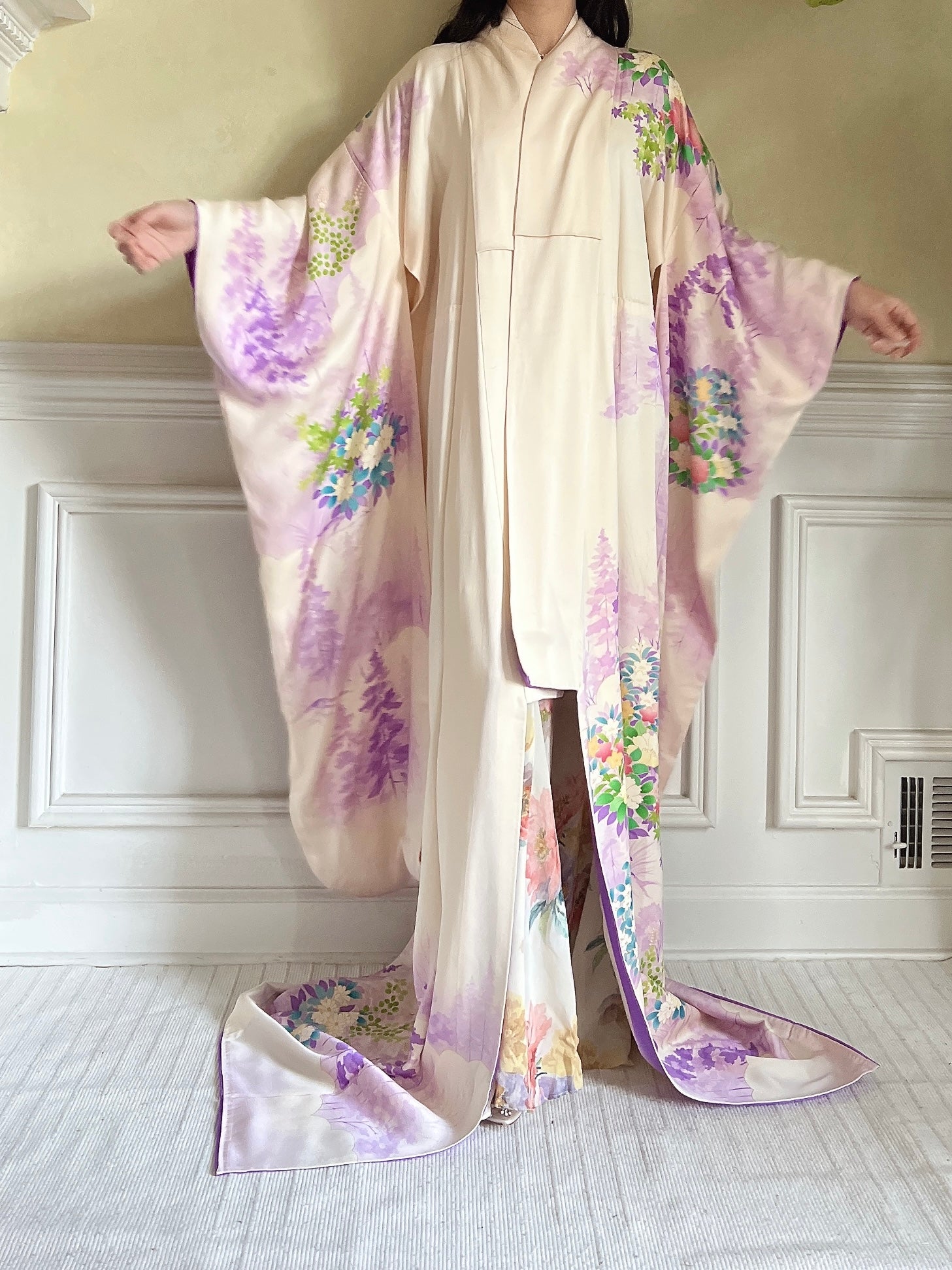 Vintage Lavender Trees and Floral Silk Kimono - OSFM