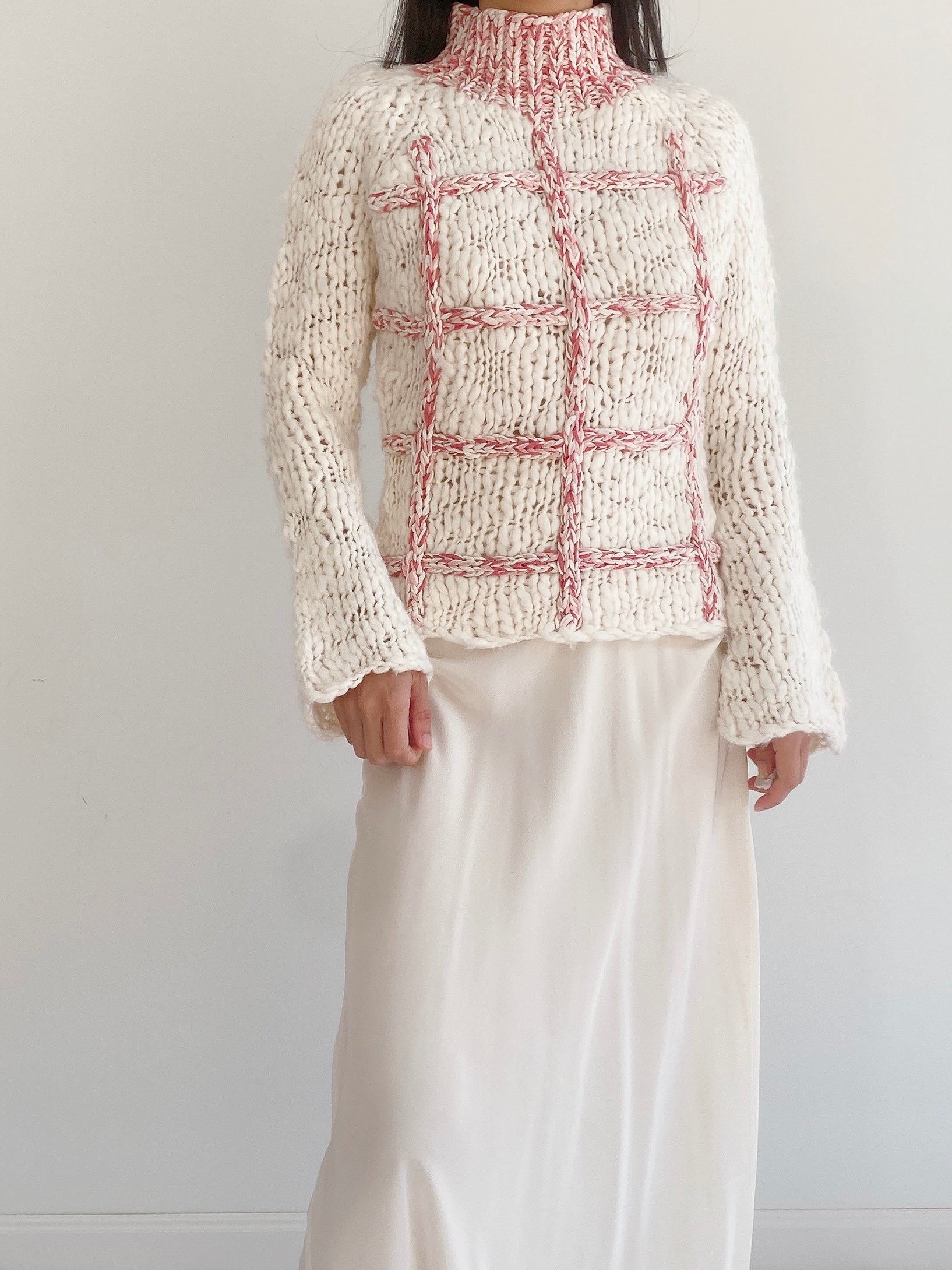 Vintage Hand-Knit Sweater - S