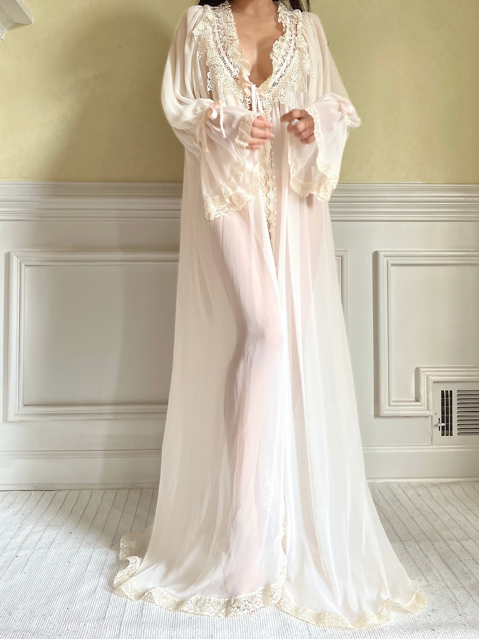 Vintage Chiffon Poet Sleeve Dressing Gown - OSFM