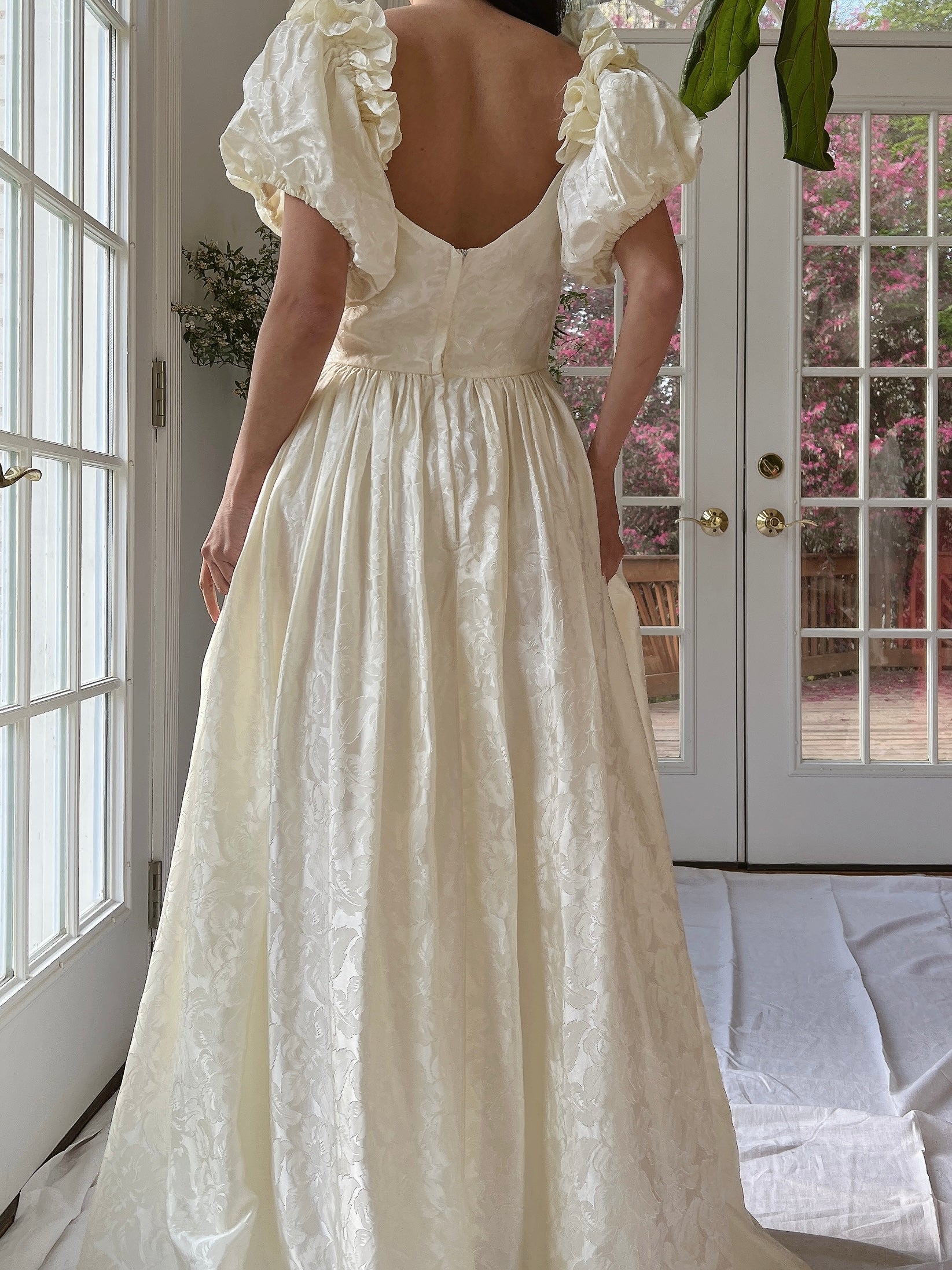 1980s Brocade Floral Puff Sleeve Gown - XS