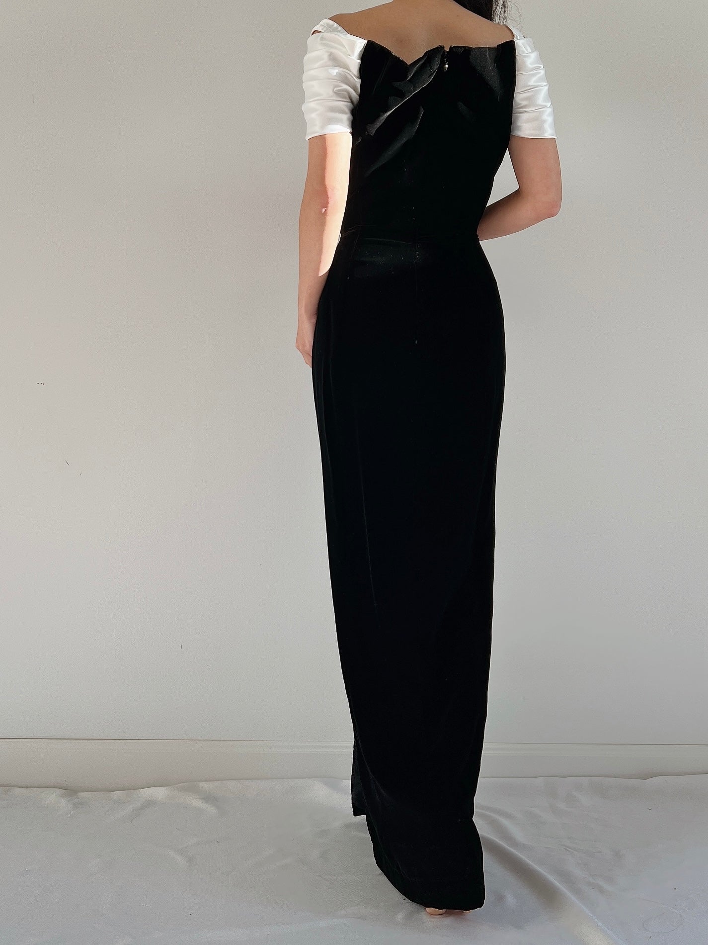 Vintage Velvet Wide Neck Gown - M