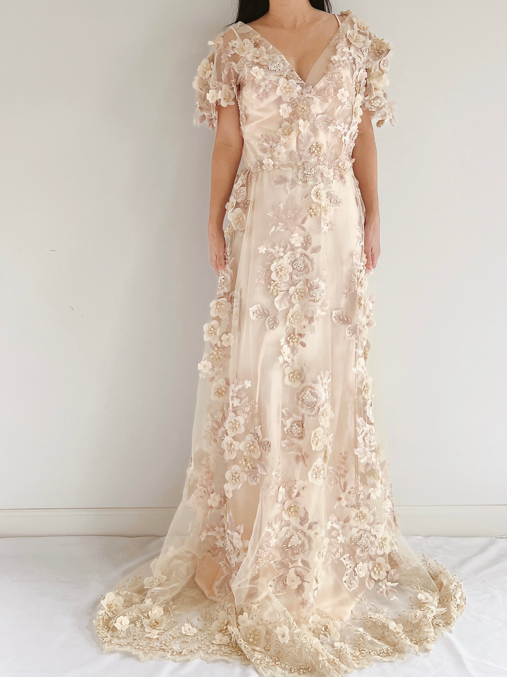 GOSSAMER Embroidered Cap Sleeves Gown - S/M