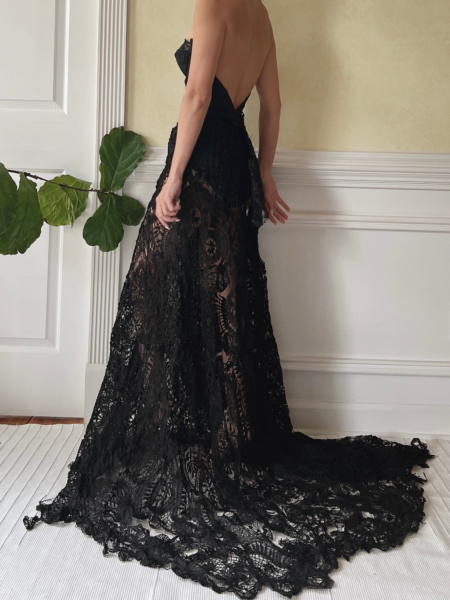 Antique Crochet Lace Skirt - M