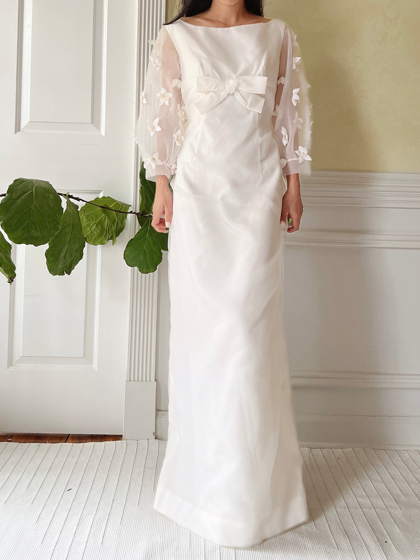 1960s Jean Varon Crinkle Organza Dress with Appliqués - S/M