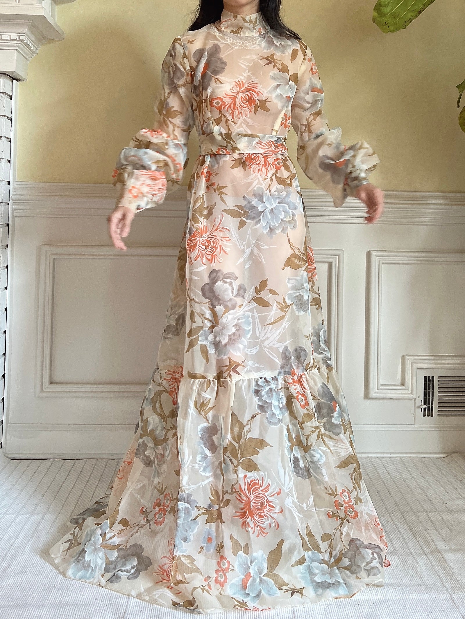 Vintage Puff Sleeve Floral Dress - S/M
