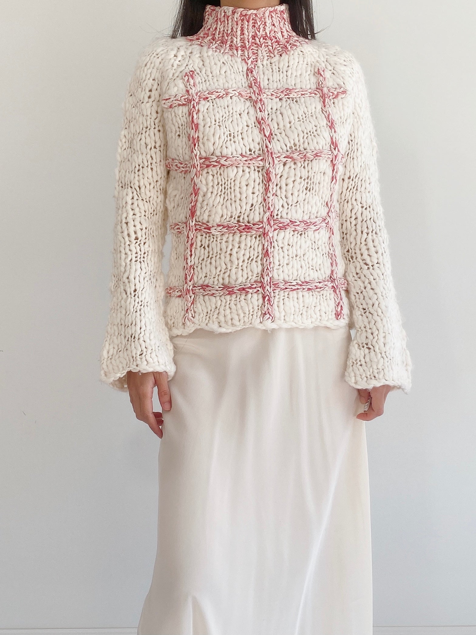 Vintage Hand-Knit Sweater - S