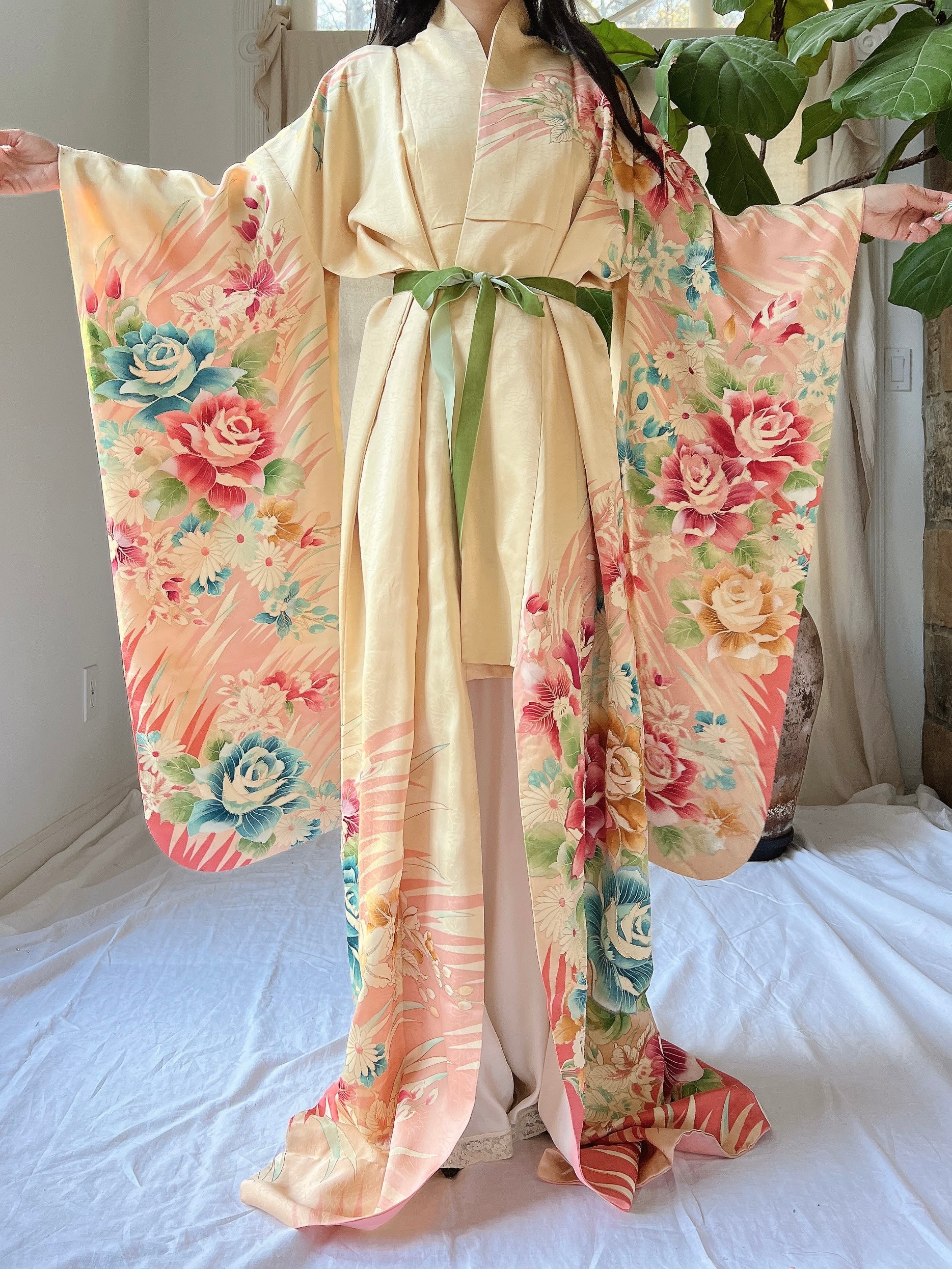 Vintage Silk Painted Rose Kimono - OSFM