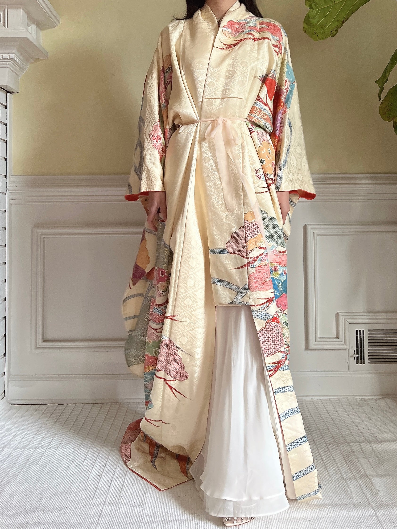 Vintage Silk Pastel Gold Kimono - OSFM