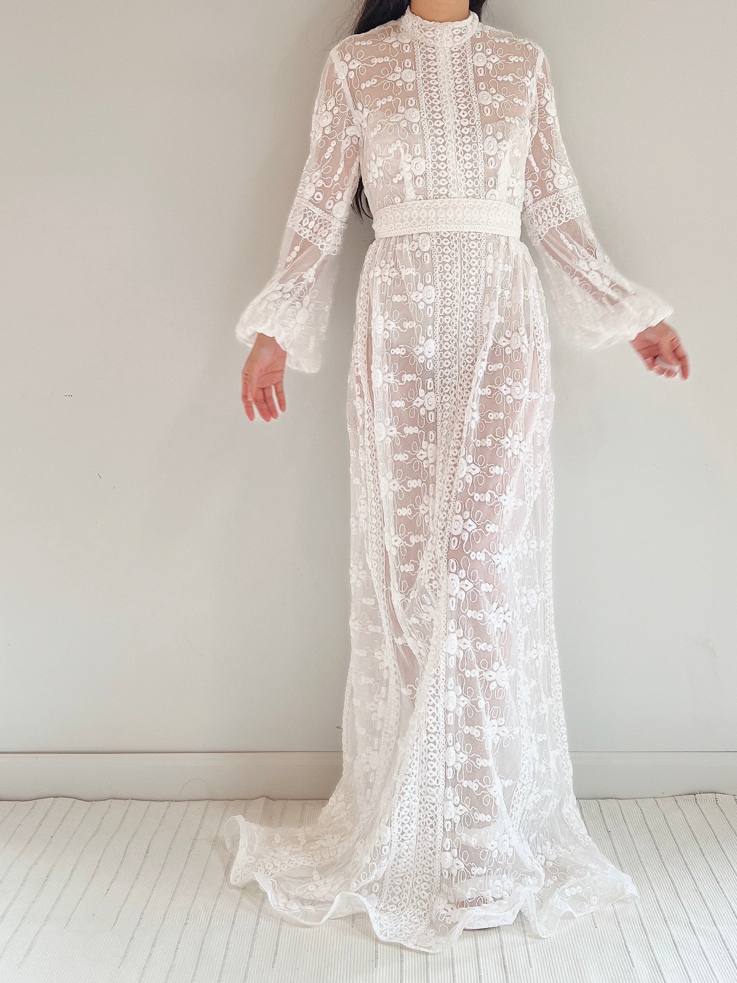 1970s High Neck Puff Sleeves Embroidered Dress - S/M