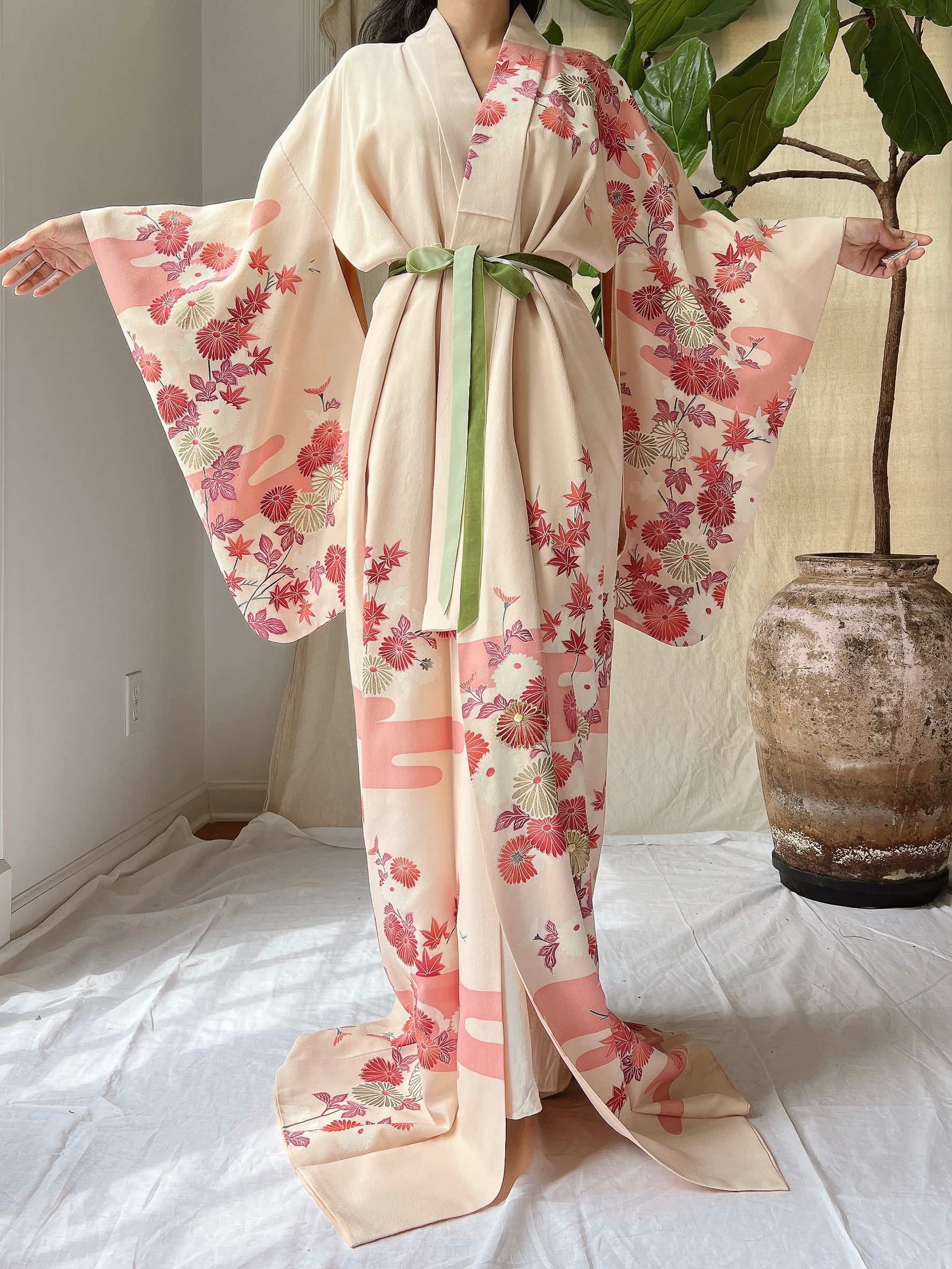 Vintage Silk Crepe Kimono - OSFM