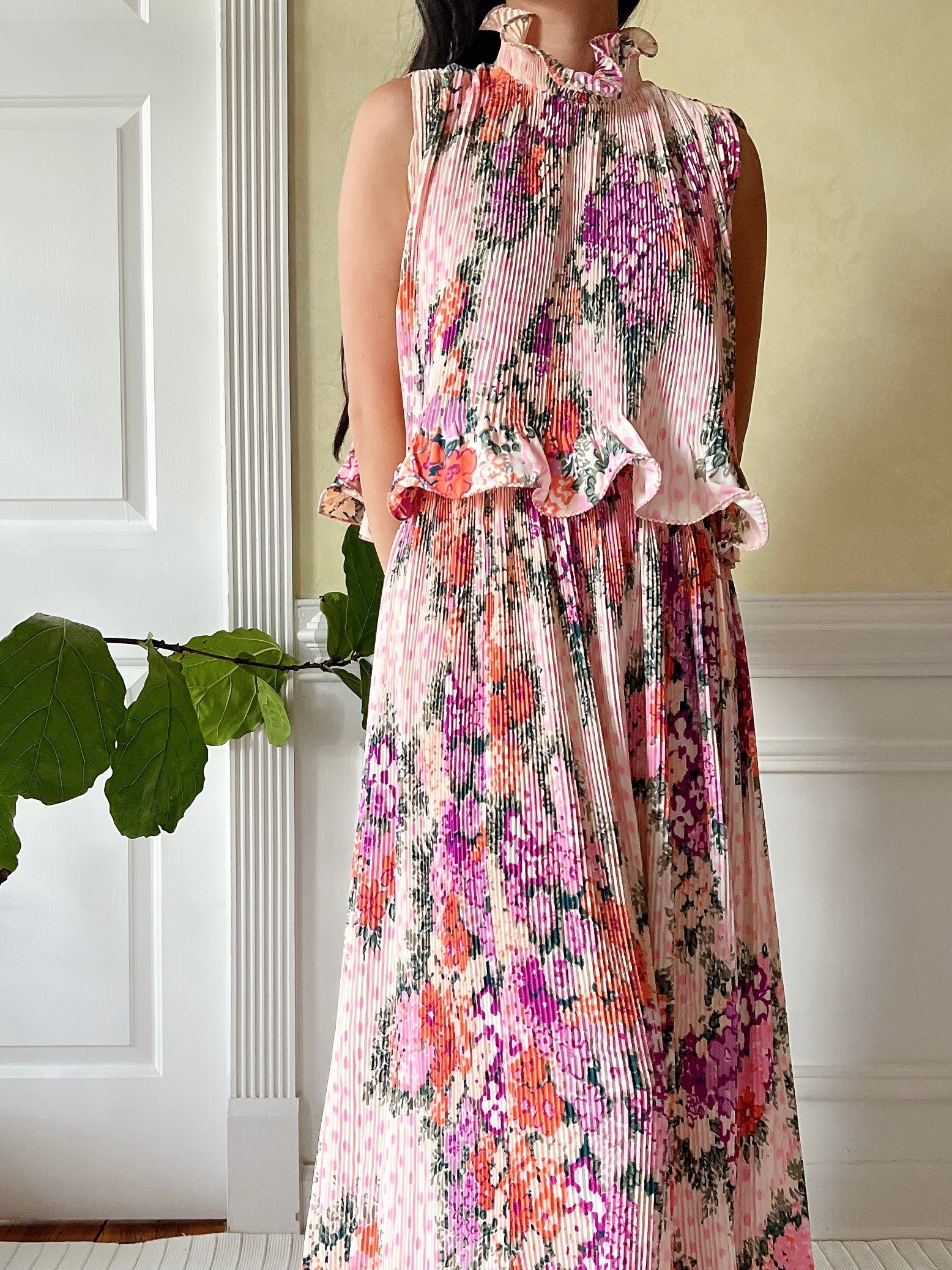 1960s 2-Piece Mushroom Pleated Ensemble - XS