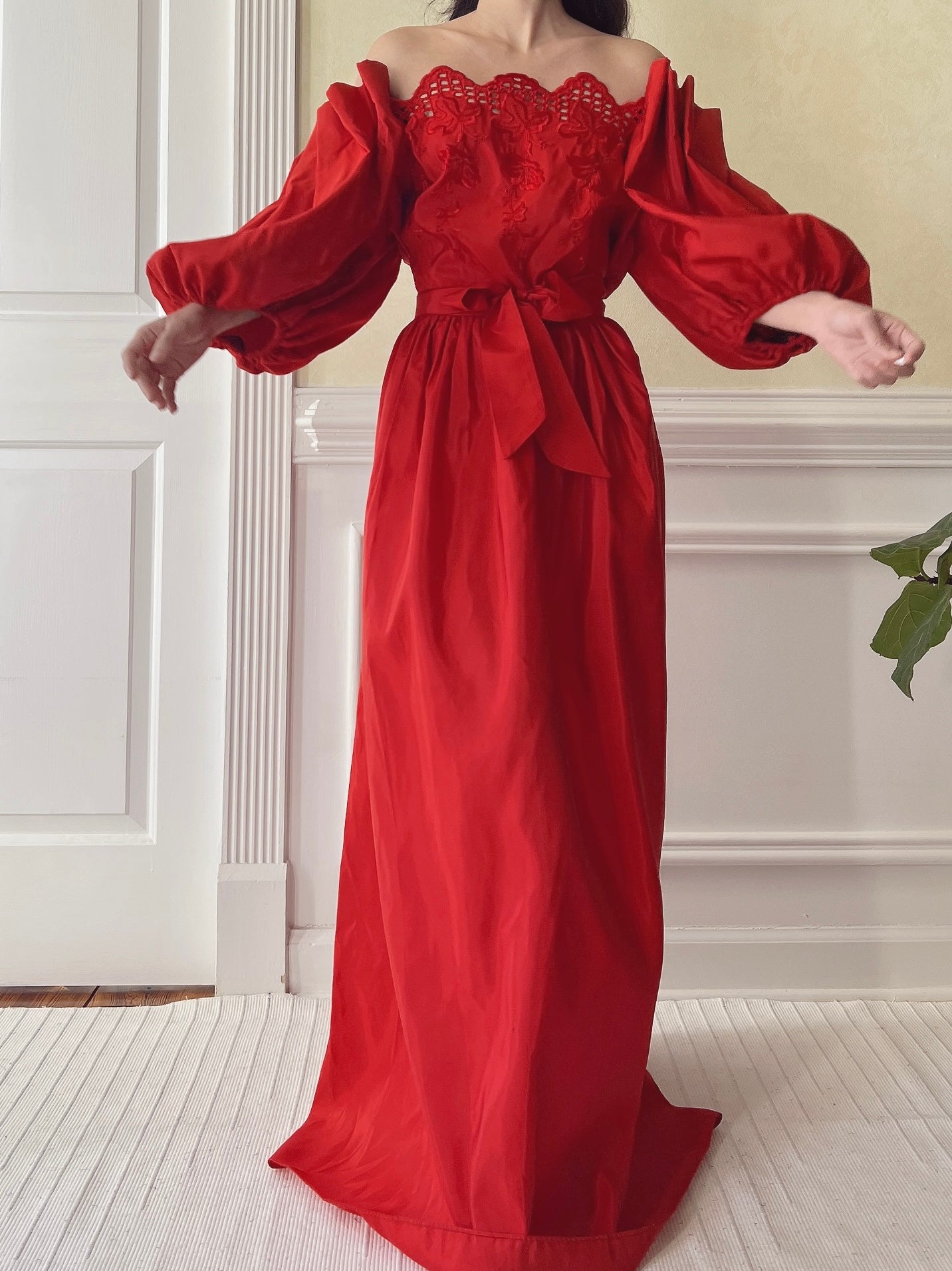 Vintage Red Taffeta Puff Sleeve Dress - S