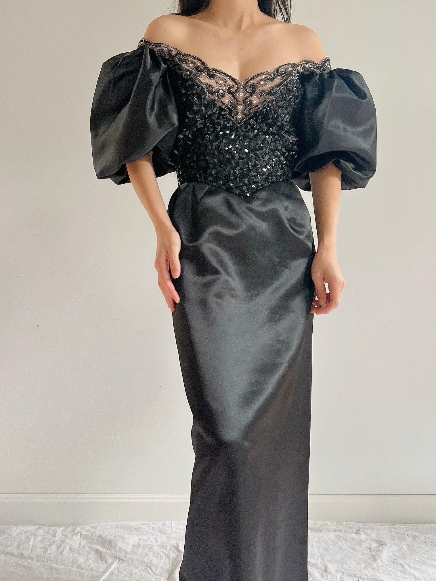 Vintage Puff Sleeve Satin Gown - XS/S