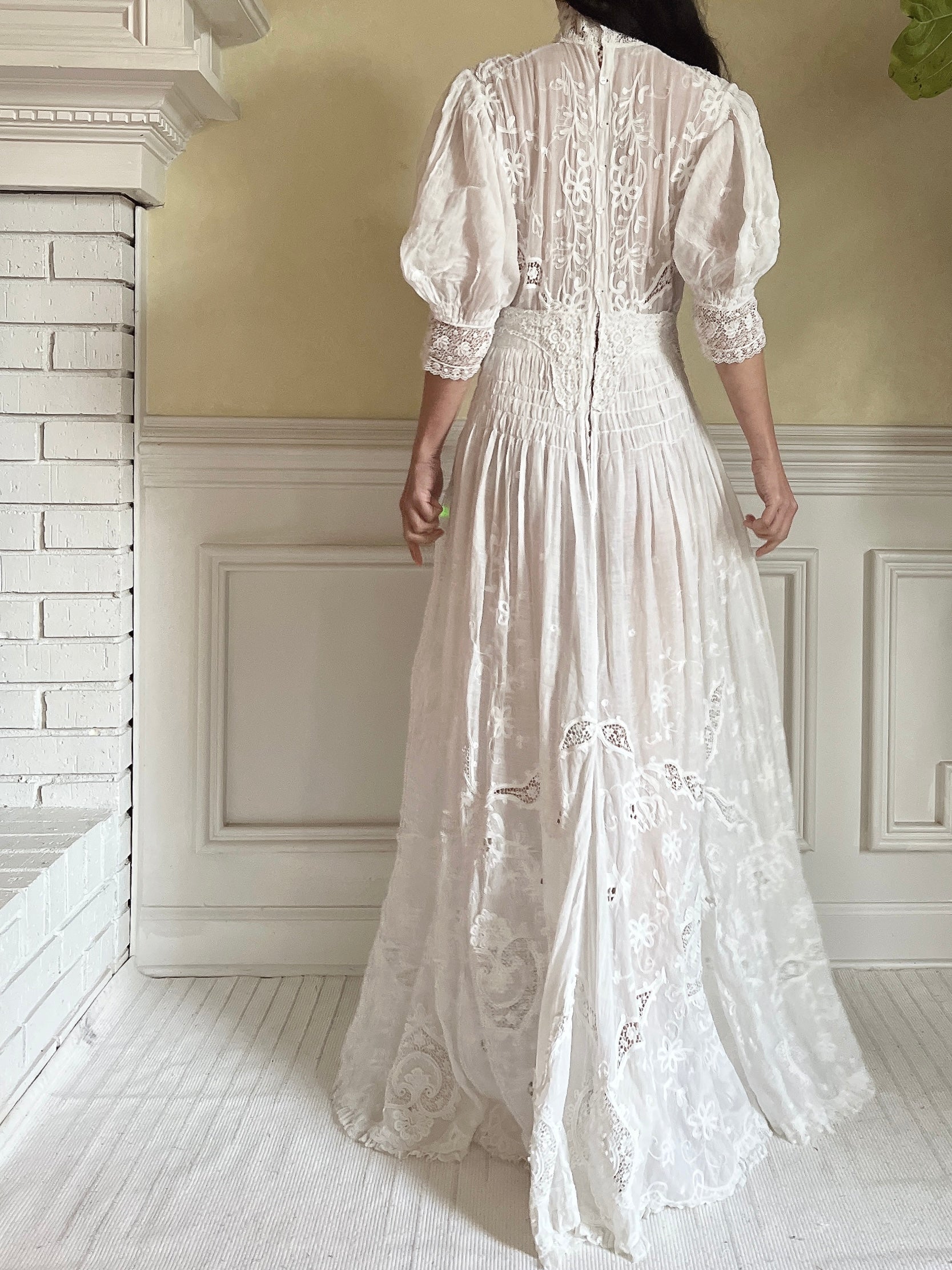 Antique Puff Sleeve Embroidered Dress - S