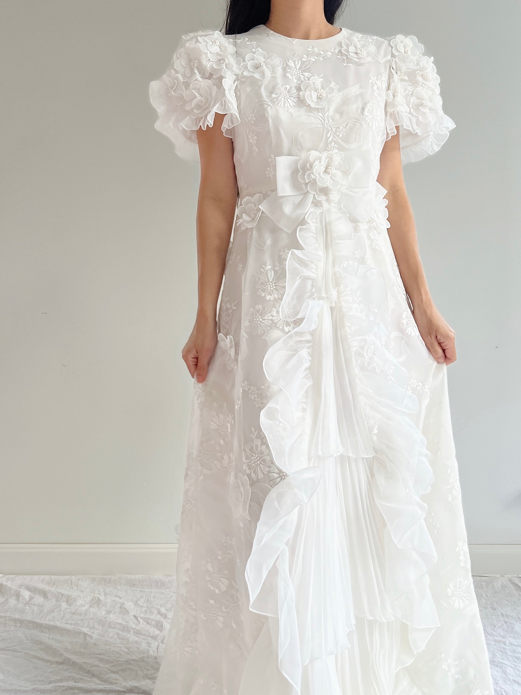 Vintage White 3D Floral Dress - S