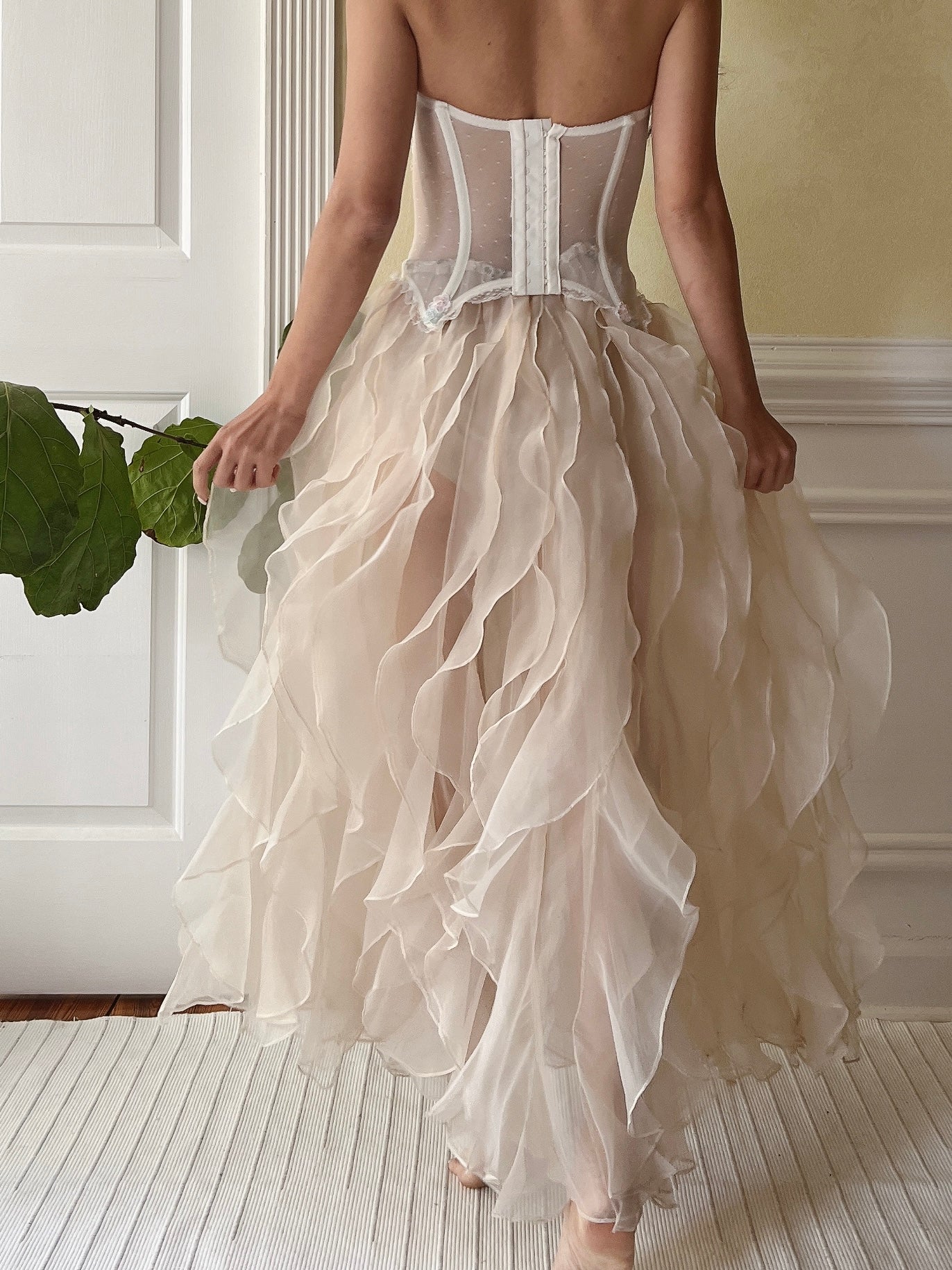 Vintage Nude Organza Ruffle Skirt - S-L