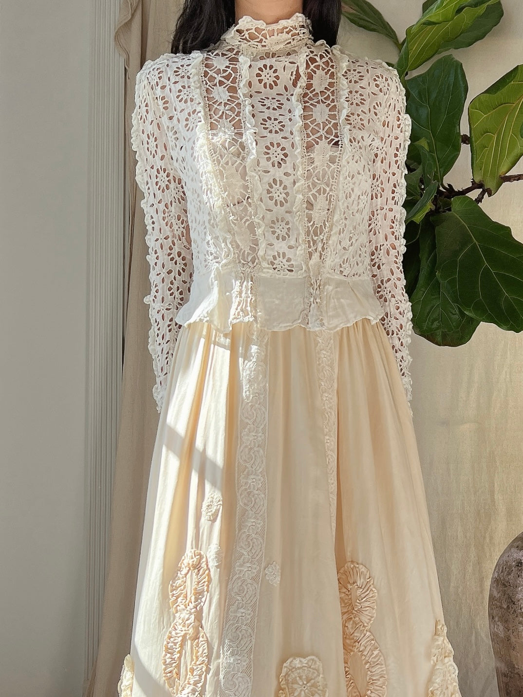 Antique Eyelet Embroidered Top - XS
