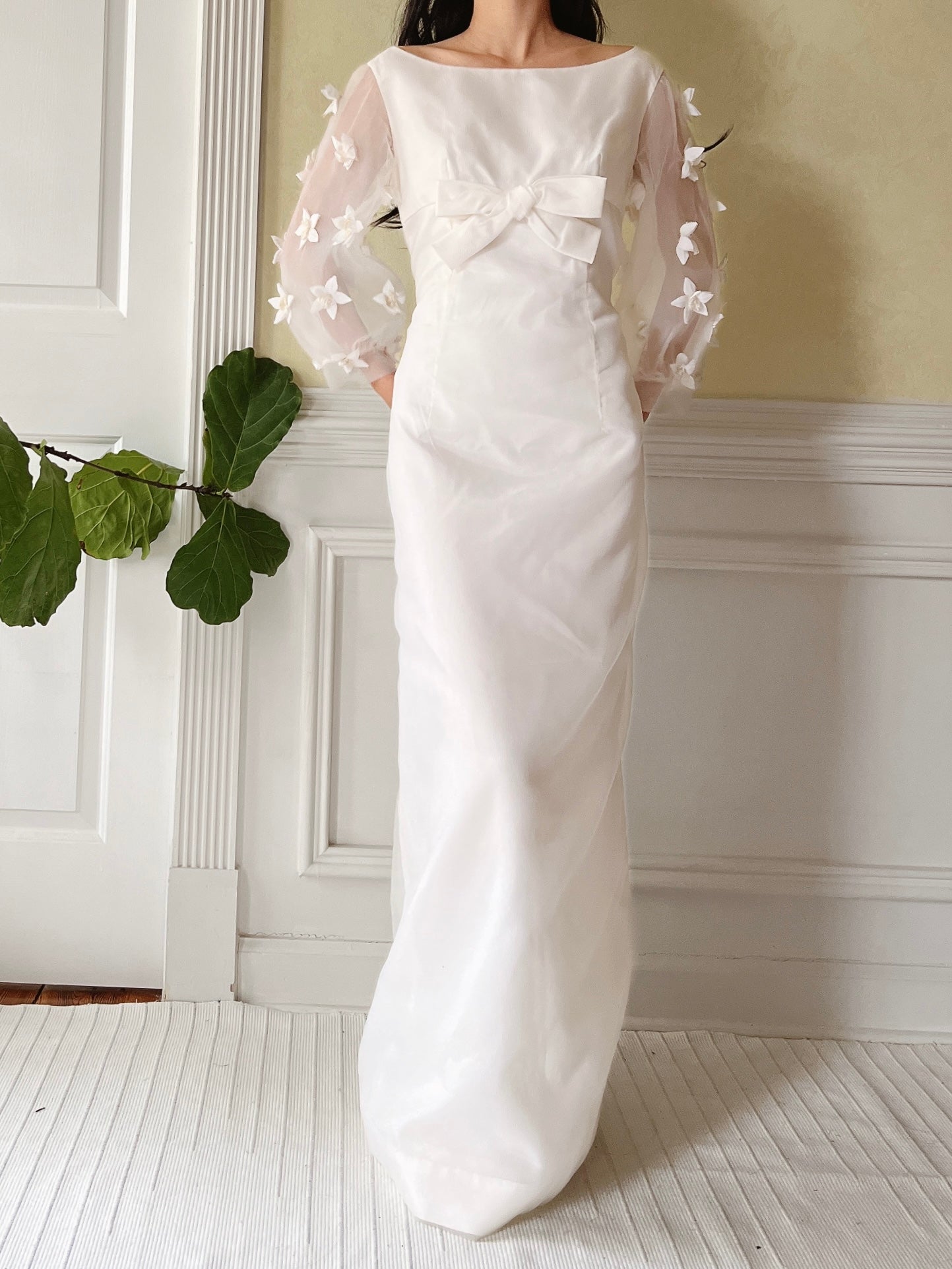 1960s Jean Varon Crinkle Organza Dress with Appliqués - S/M