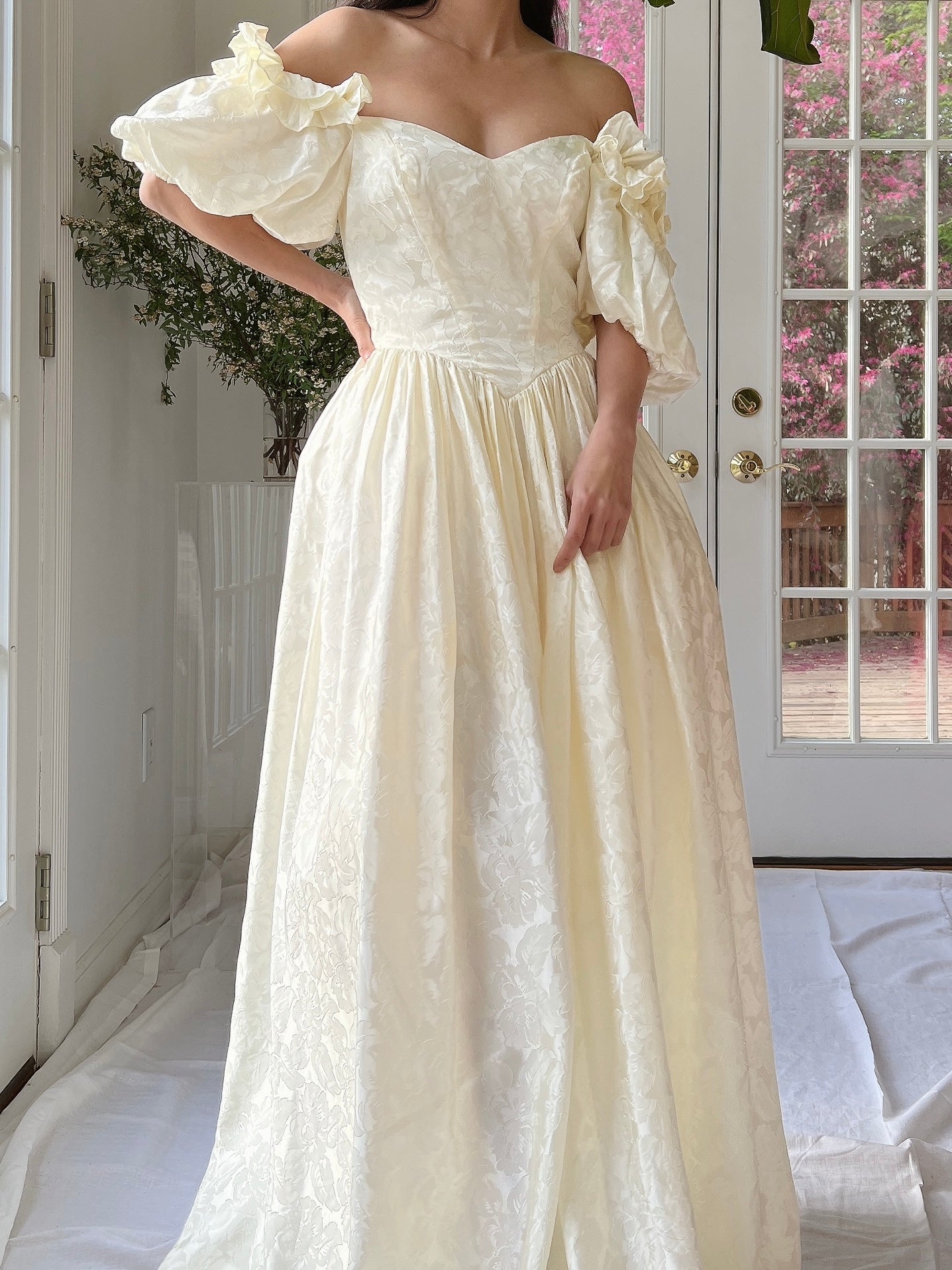 1980s Brocade Floral Puff Sleeve Gown - XS