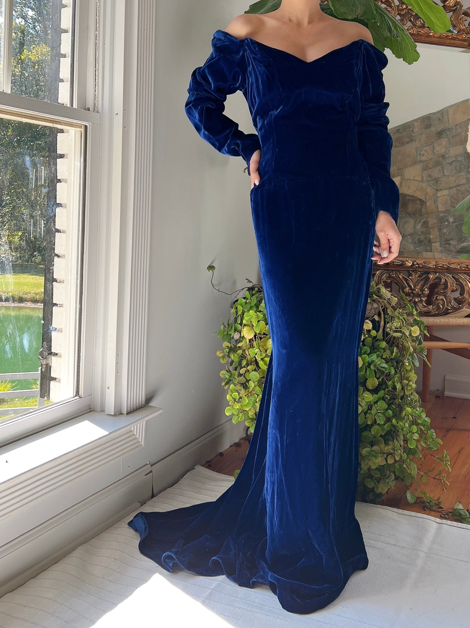 Vintage 1980s Velvet Off-Shoulder Gown - S/M