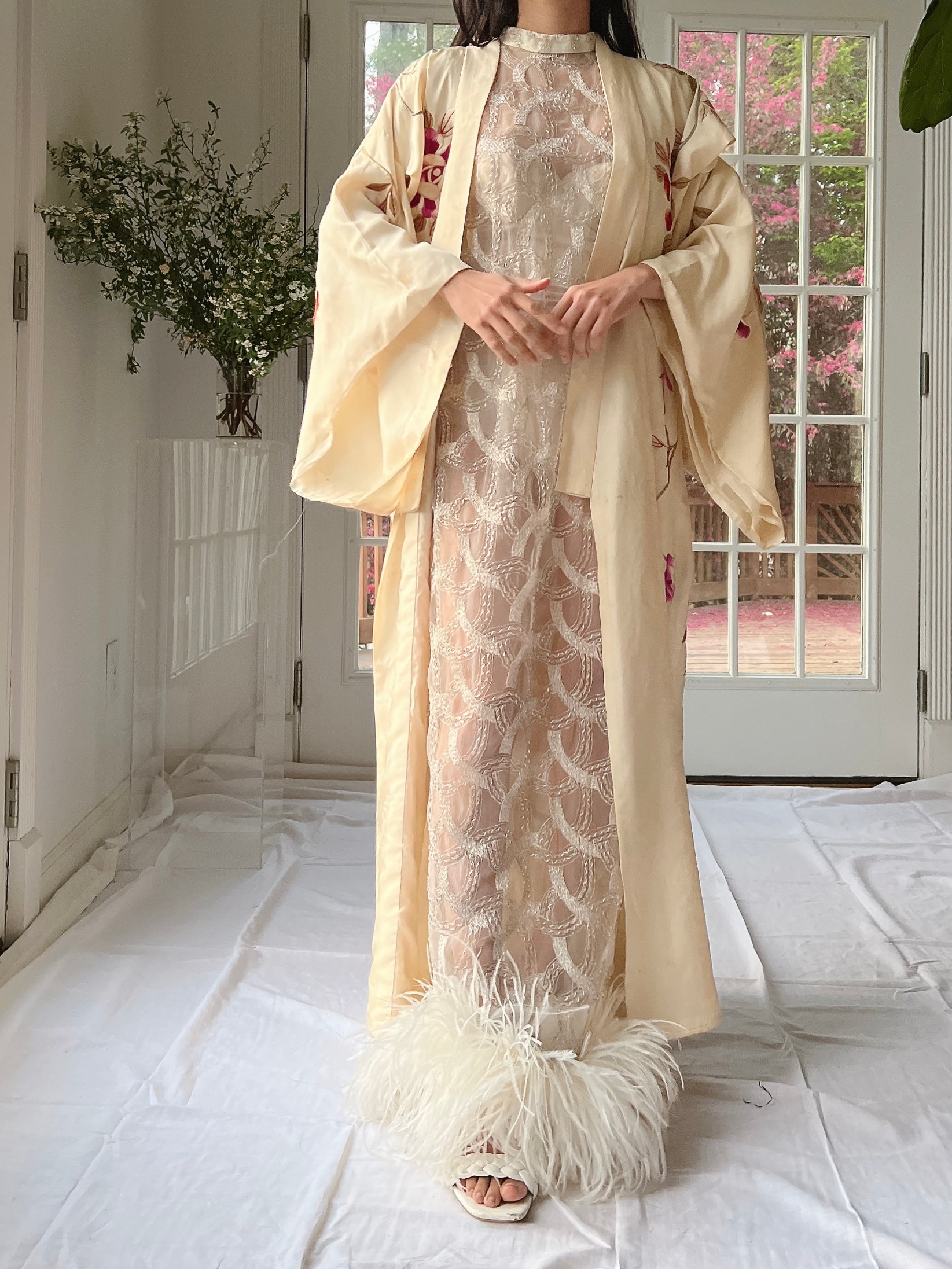 RARE Antique Couched Silk Floral Embroidered Kimono - OSFM