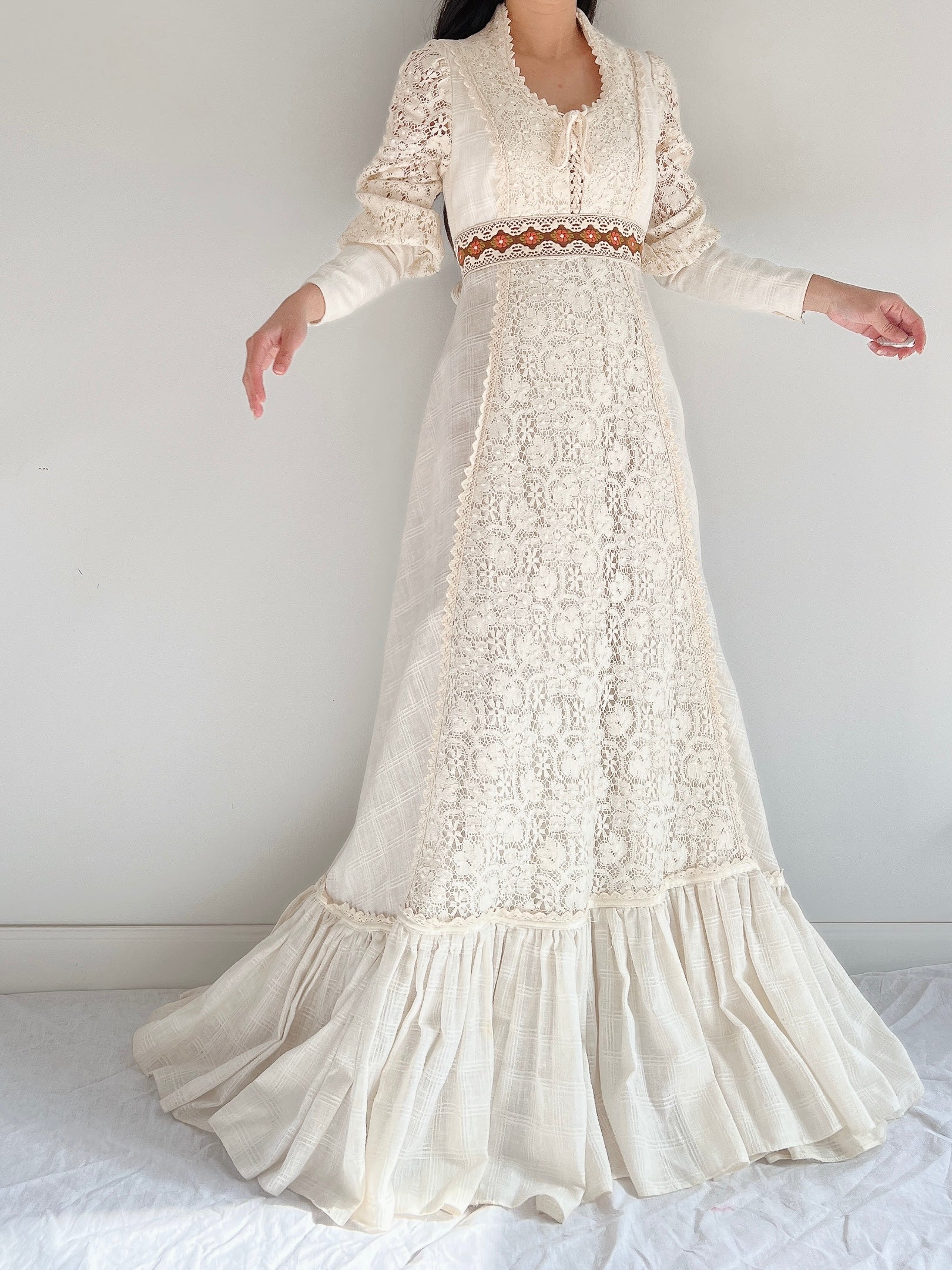 1970s Gunne Sax Juliet Sleeve Dress - S-M