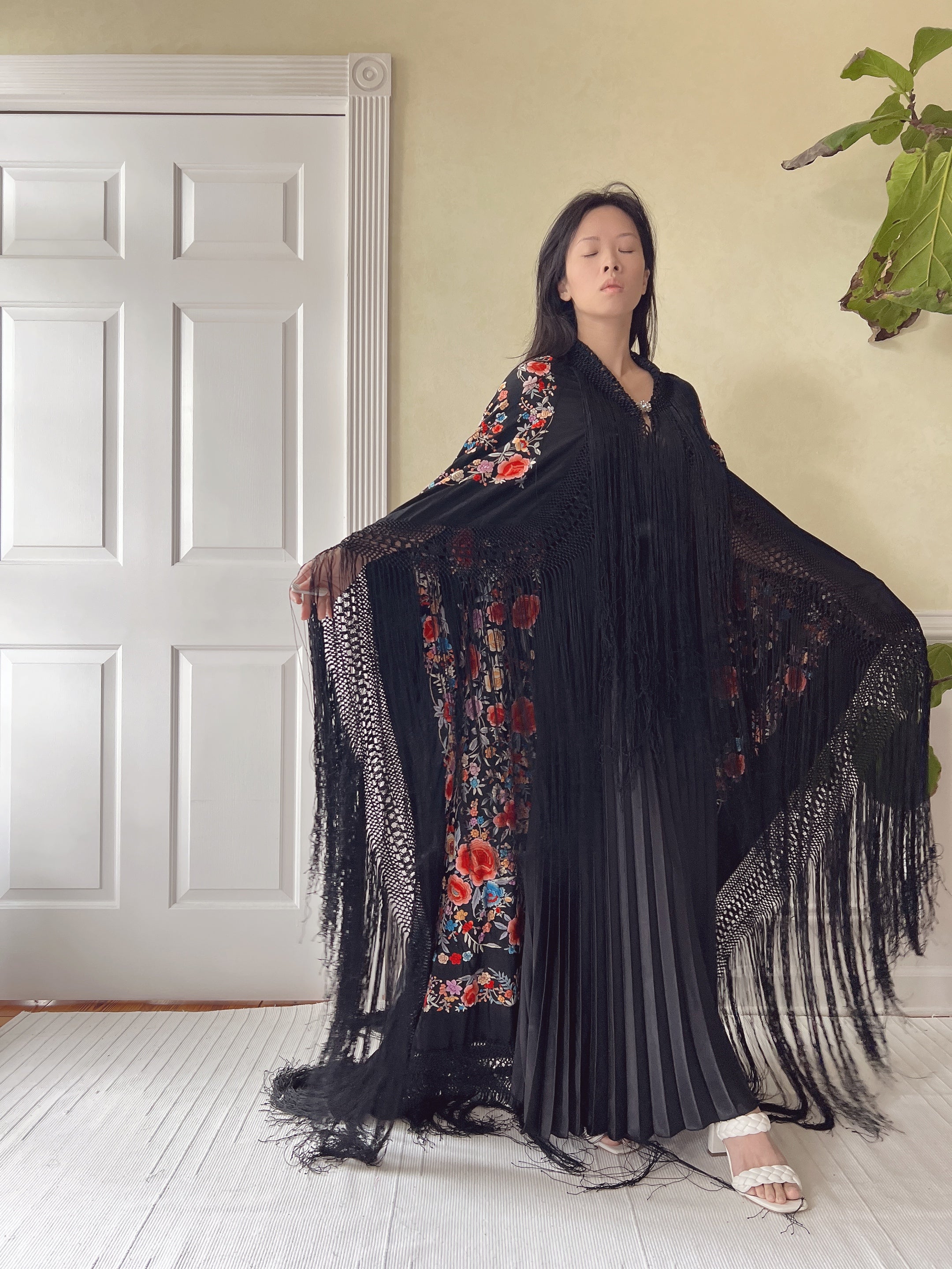 Antique Silk Embroidered Shawl - OSFA