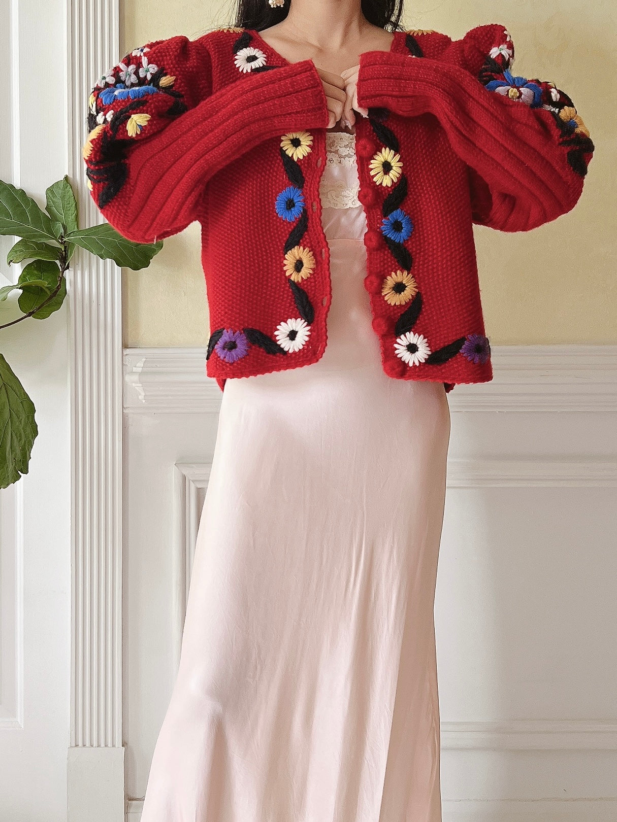 Vintage Puff Sleeves Embroidered Hand Knit Cardigan - S/M