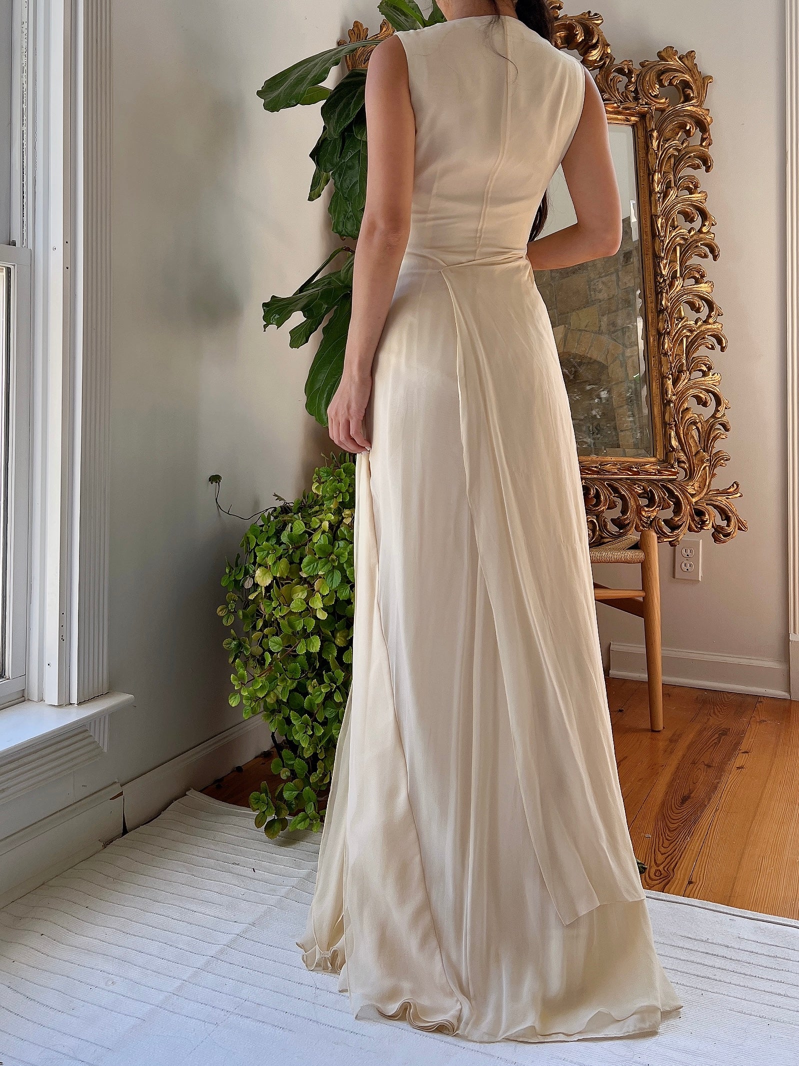 Silk Layered Gown - S