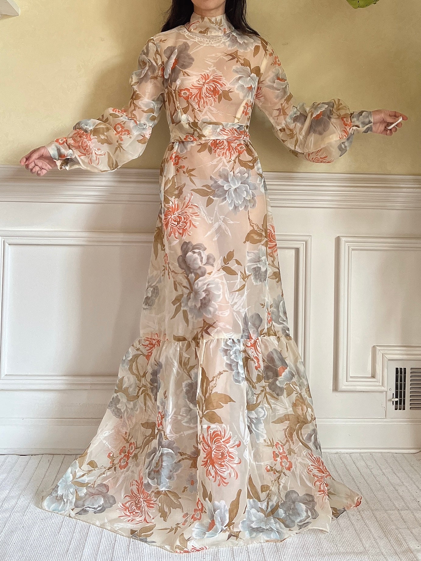 Vintage Puff Sleeve Floral Dress - S/M