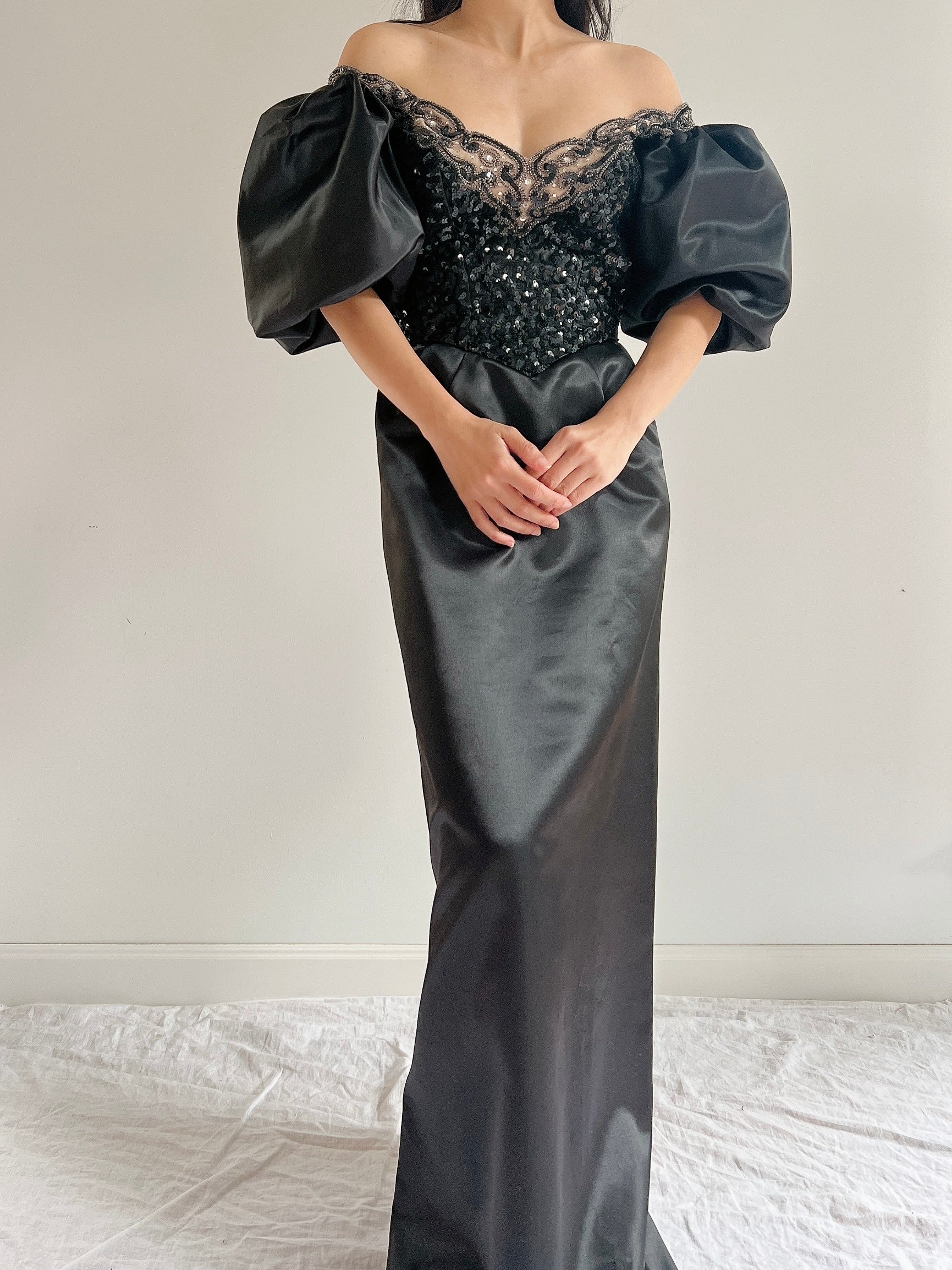 Vintage Puff Sleeve Satin Gown - XS/S