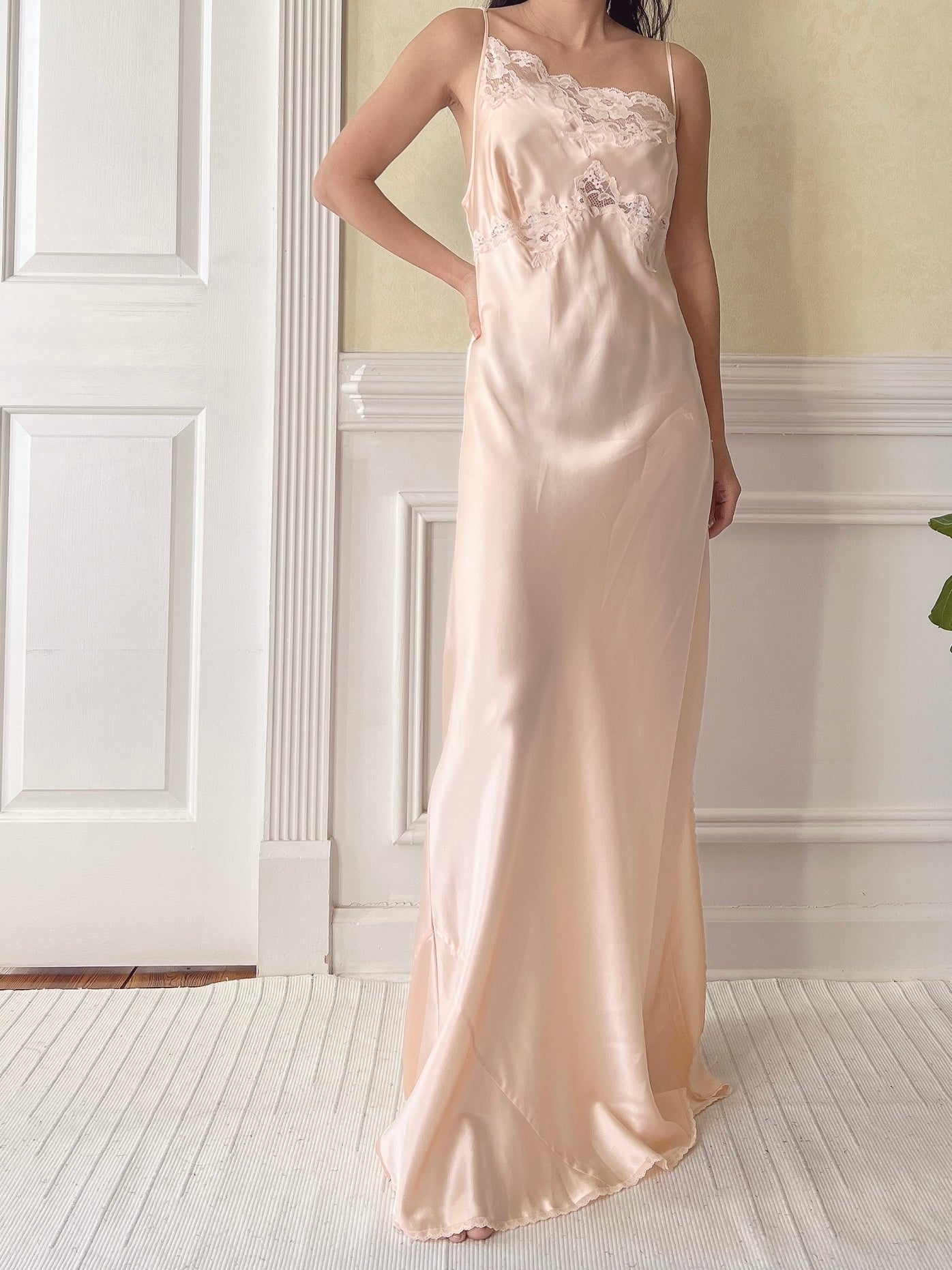 Vintage VS Silk Peach Slip Dress - M