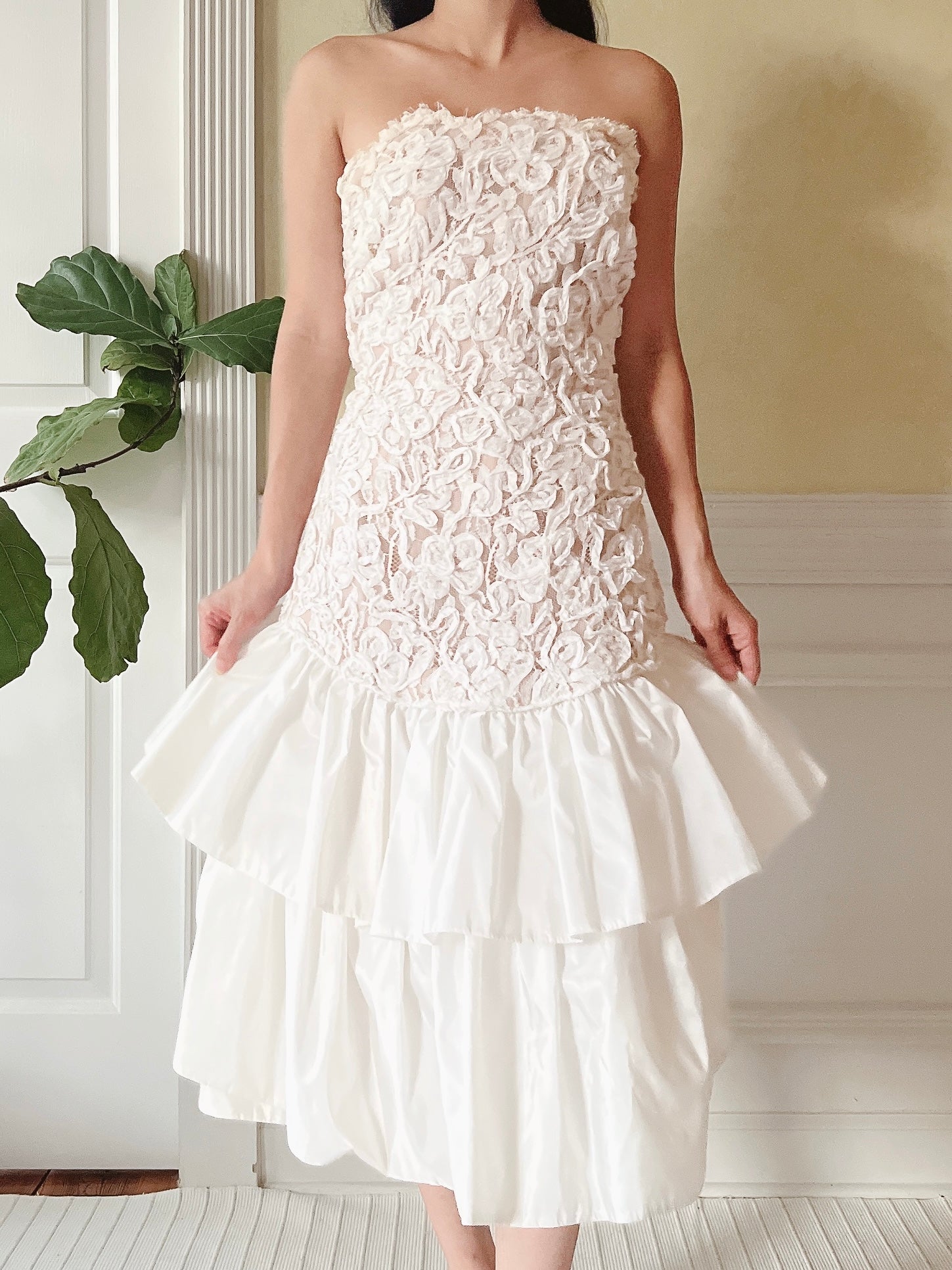 1980s Victor Costa Tiered Lace Dress - M