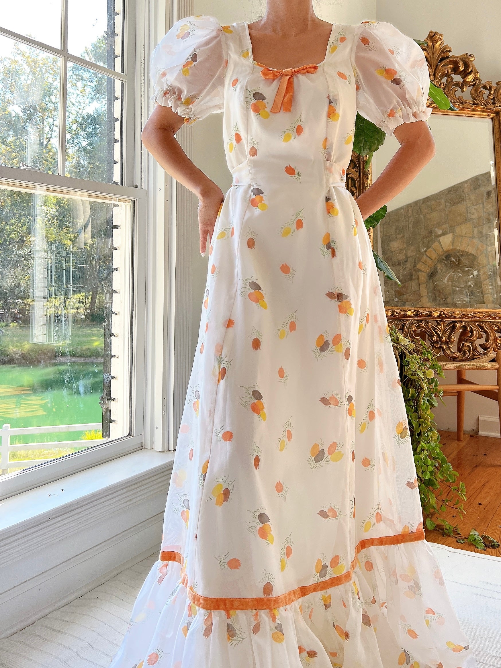 Vintage Puff Sleeve Dress - S-M