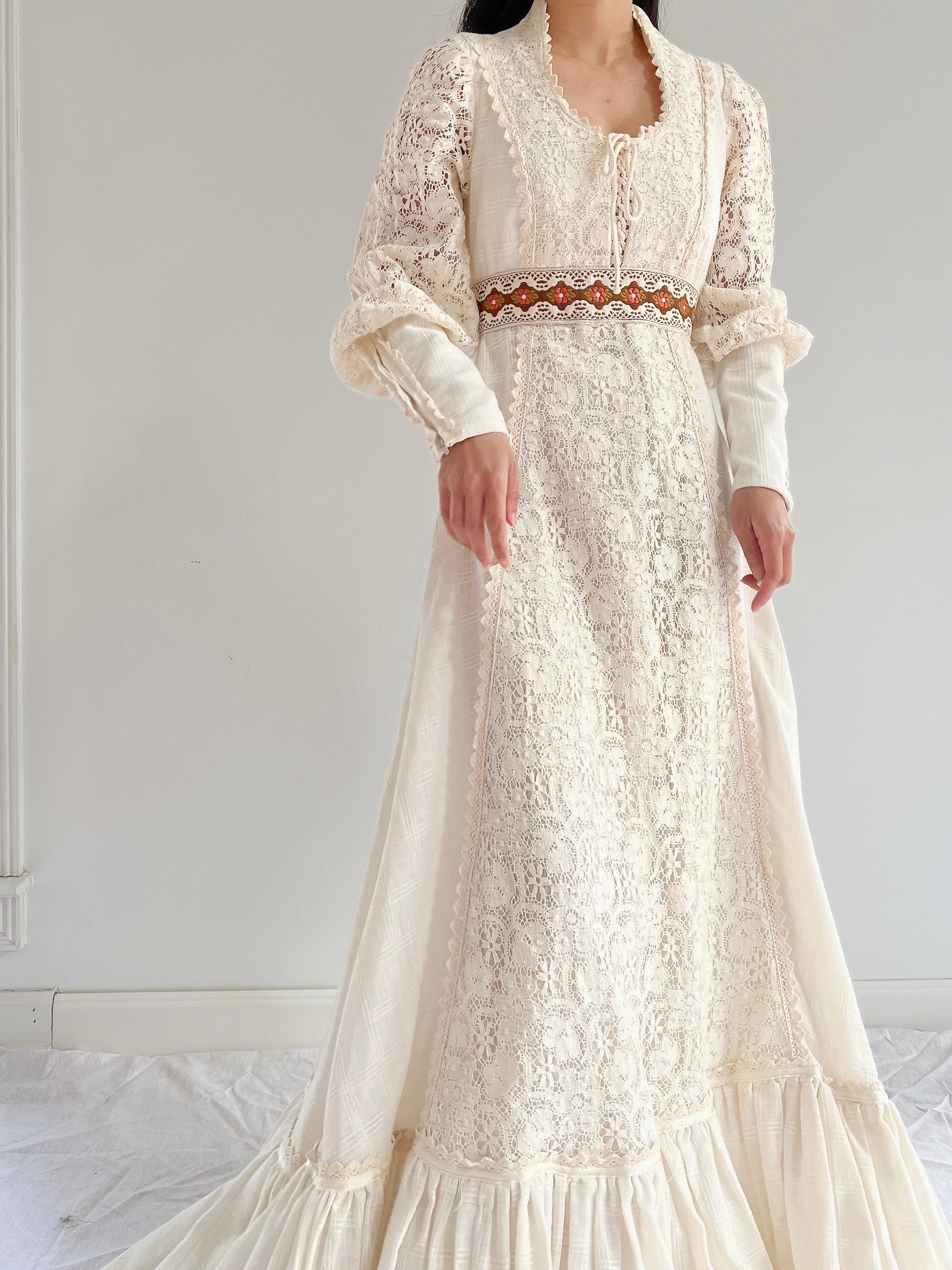 1970s Gunne Sax Juliet Sleeve Dress - S-M