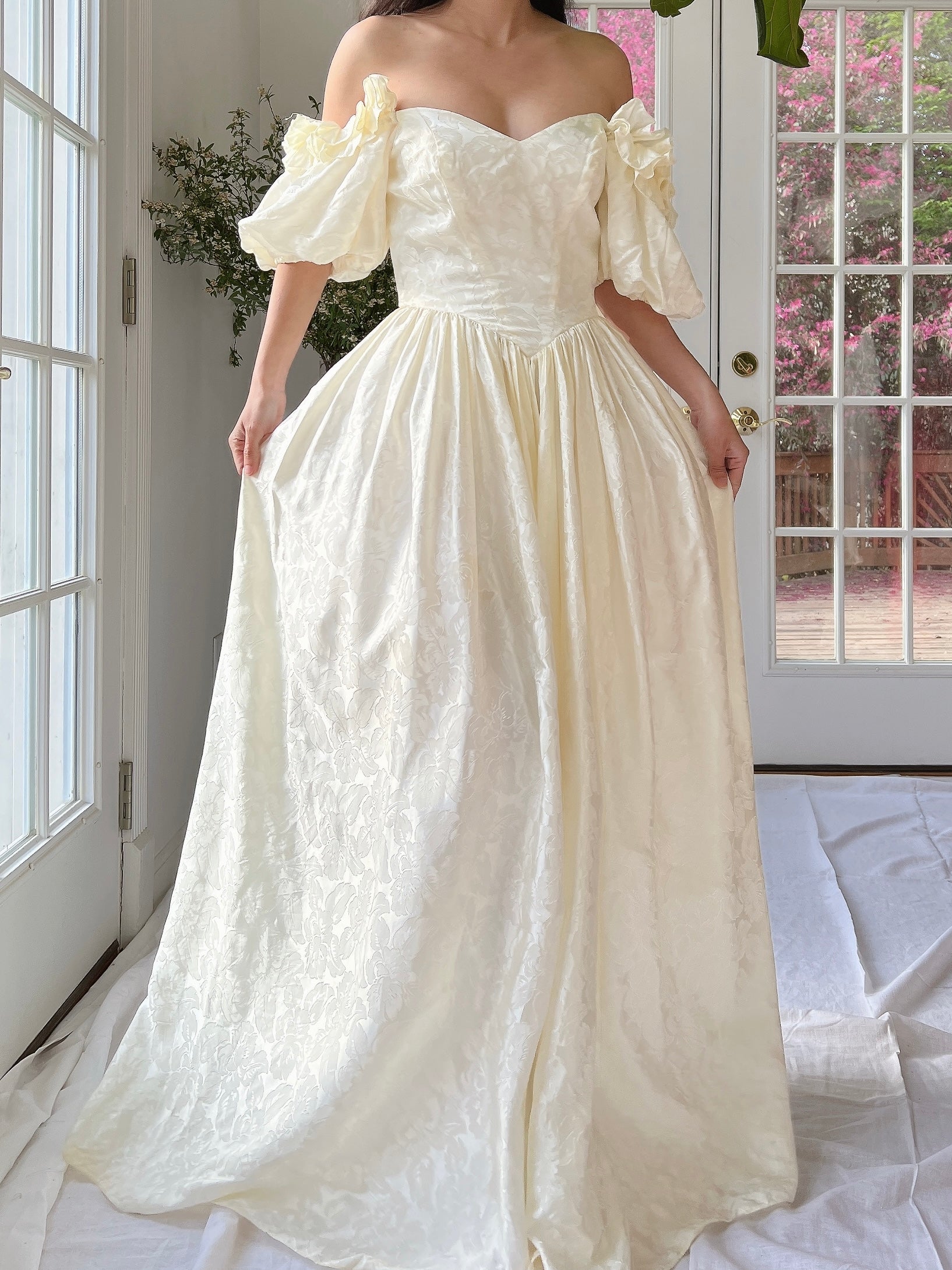 1980s Brocade Floral Puff Sleeve Gown - XS