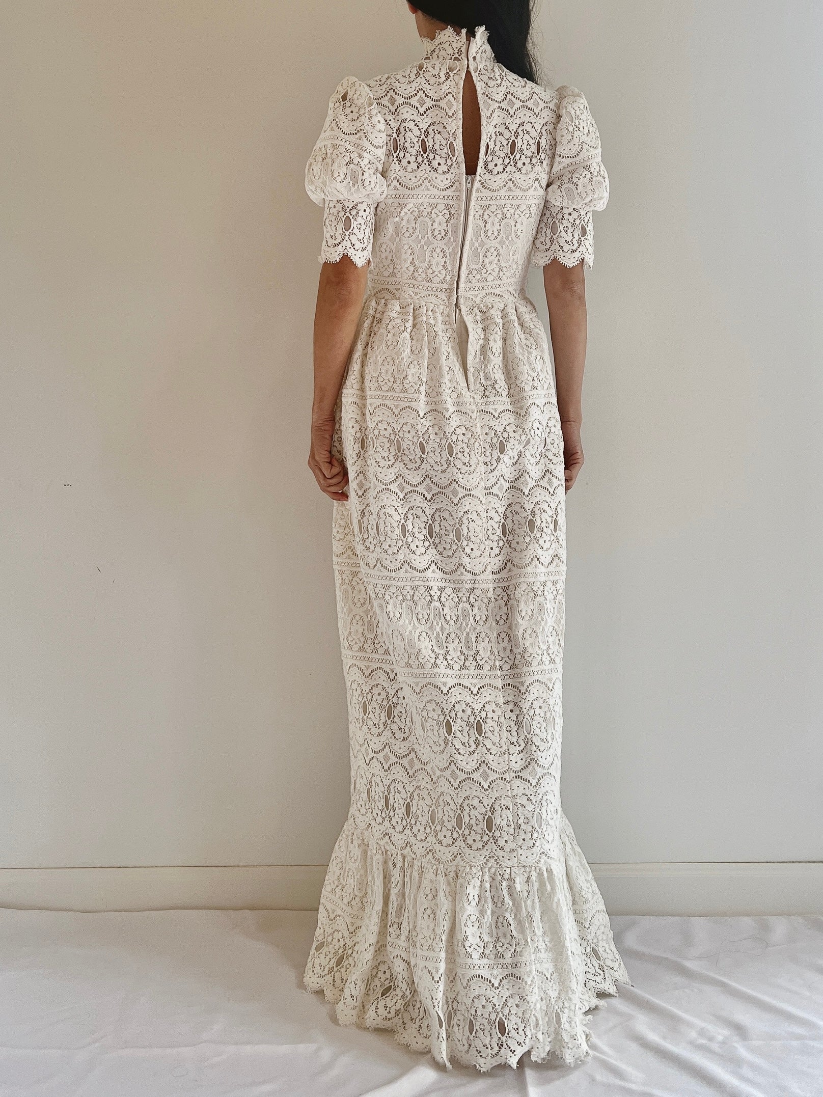 Vintage Puff Sleeve Lace Dress - XS