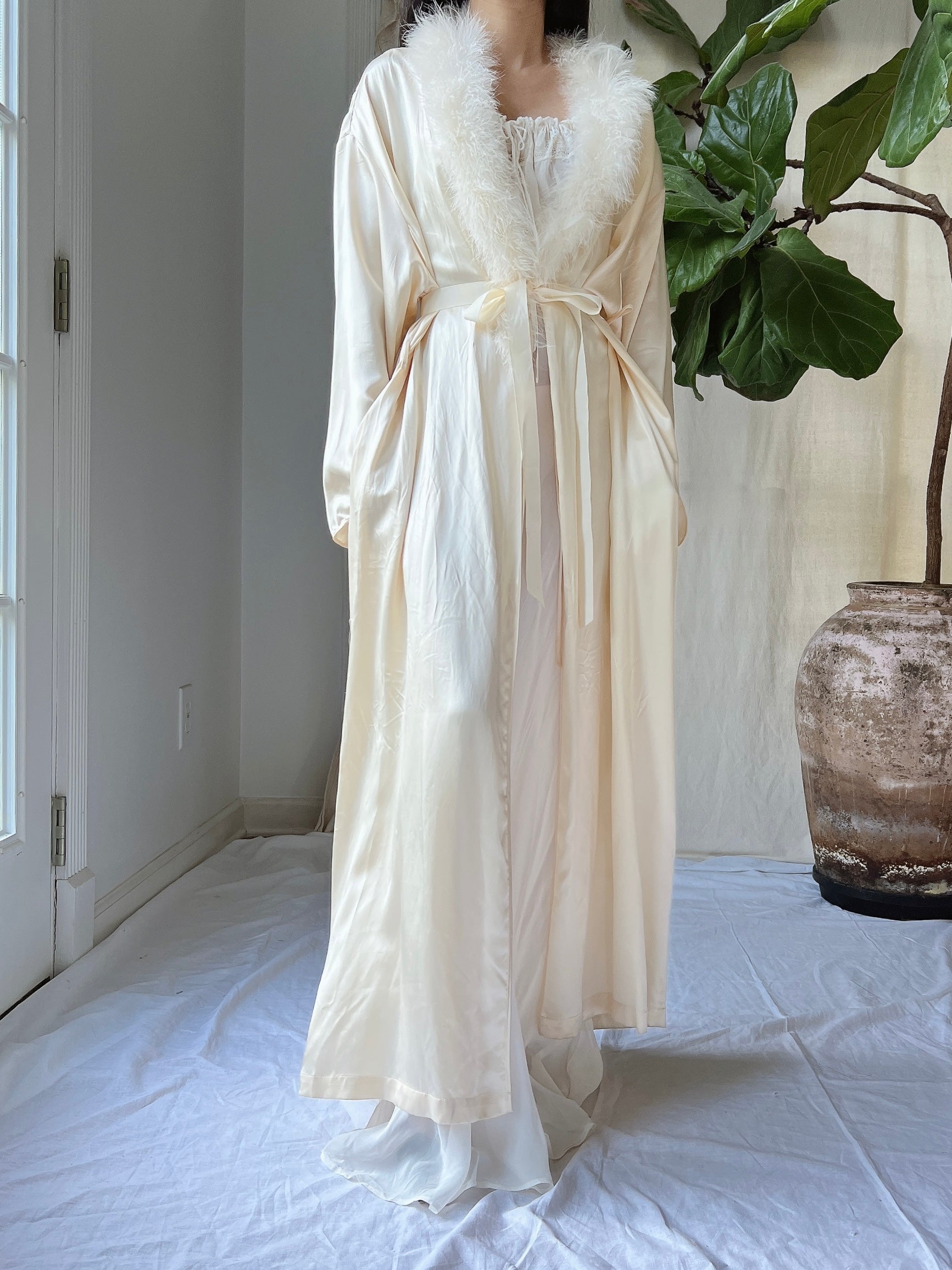 Vintage Silk Feather Collar Robe - OSFM